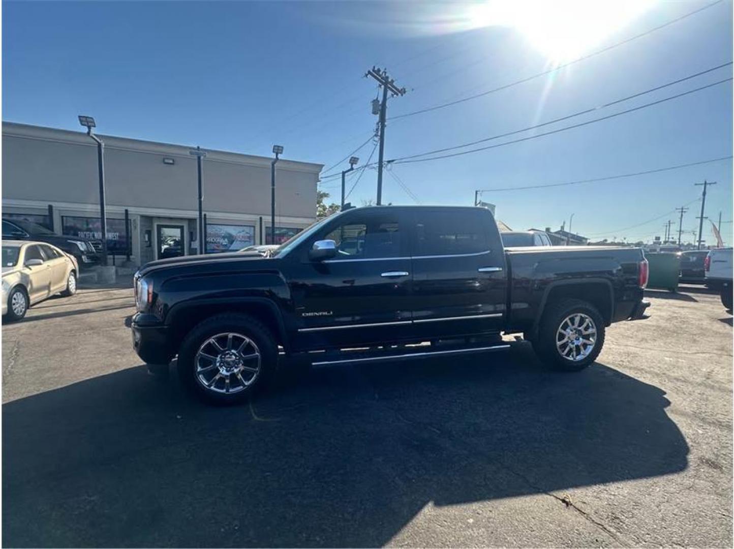 2016 Black /No Color GMC Sierra 1500 Crew Cab (3GTU2PEC0GG) with an V8, EcoTec3, 5.3 Liter engine, Auto, 8-Spd Overdrive transmission, located at 607 W Columbia Drive, Kennewick, WA, 99336, (509) 987-1069, 46.216743, -119.126404 - Photo#1