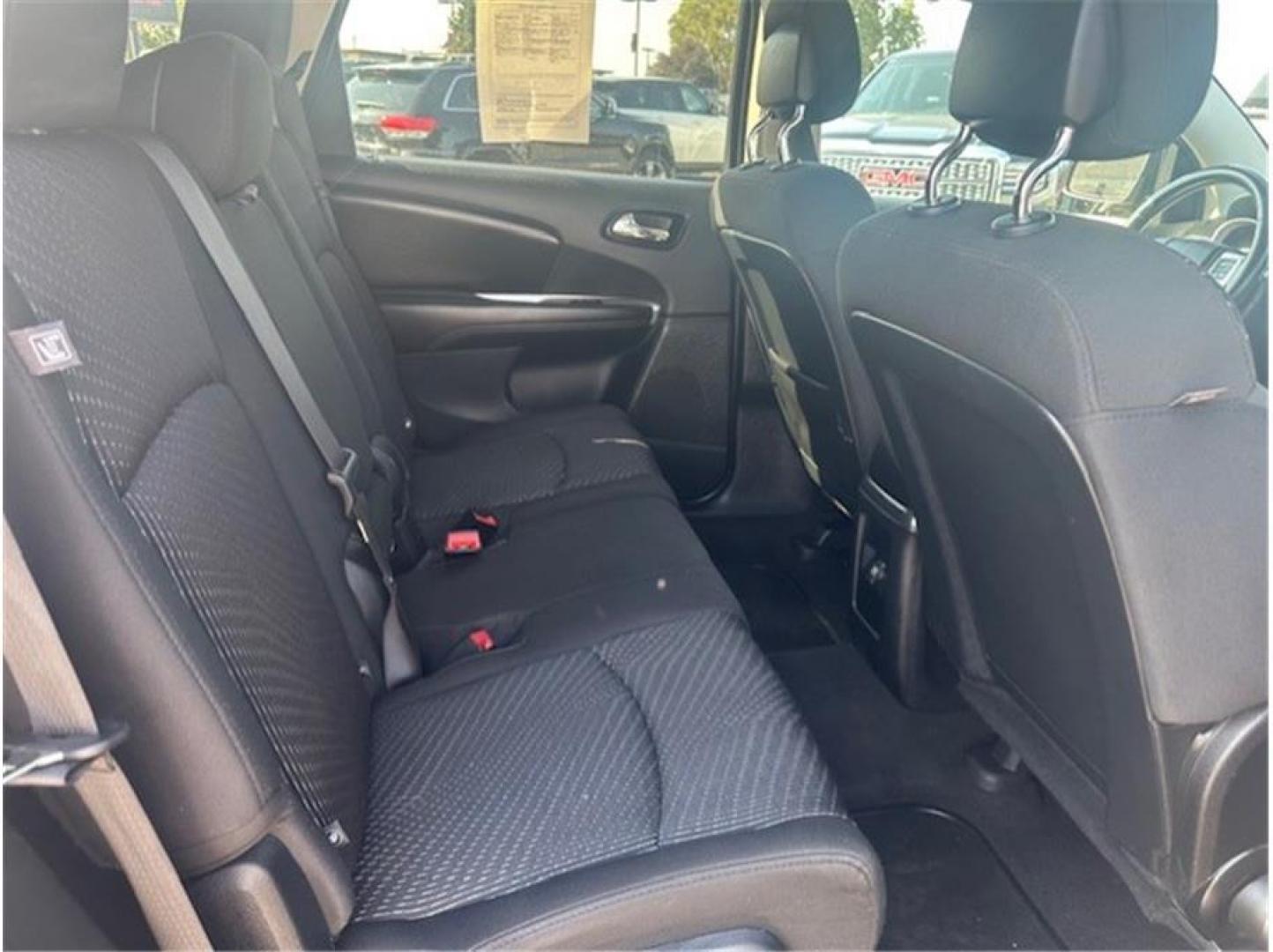 2016 Gray /No Color Dodge Journey (3C4PDDBG7GT) with an V6, 3.6 Liter engine, Auto, 6-Spd AutoStick transmission, located at 607 W Columbia Drive, Kennewick, WA, 99336, (509) 987-1069, 46.216743, -119.126404 - Photo#15