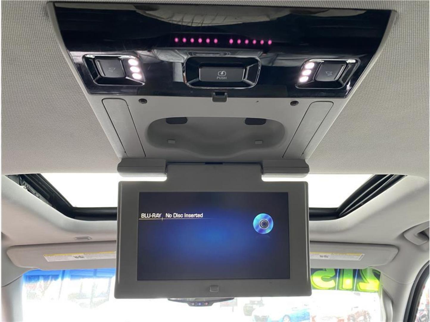 2016 Black /No Color Cadillac Escalade (1GYS4CKJ5GR) with an V8, 6.2 Liter engine, Auto 8-Spd HdrMtc TapShft transmission, located at 607 W Columbia Drive, Kennewick, WA, 99336, (509) 987-1069, 46.216743, -119.126404 - Photo#19