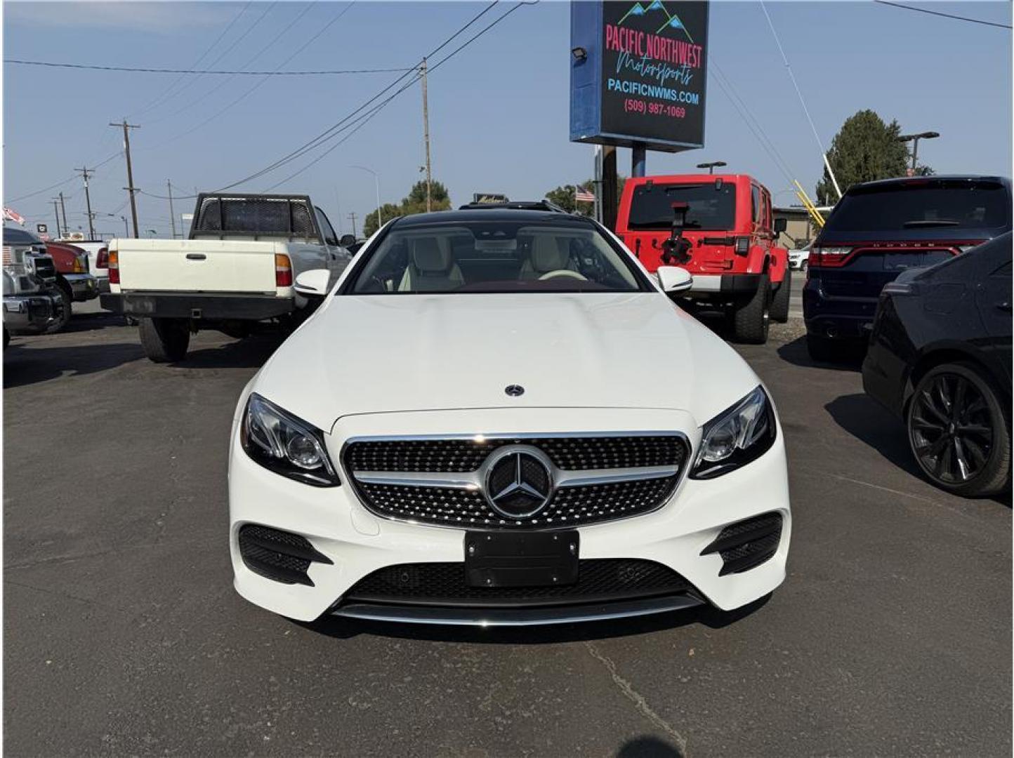 2018 White /No Color Mercedes-Benz E-Class (WDD1J6FB9JF) with an V6, Twin Turbo, 3.0 Liter engine, Auto, 9-Spd 9G-Tronic transmission, located at 607 W Columbia Drive, Kennewick, WA, 99336, (509) 987-1069, 46.216743, -119.126404 - Photo#7