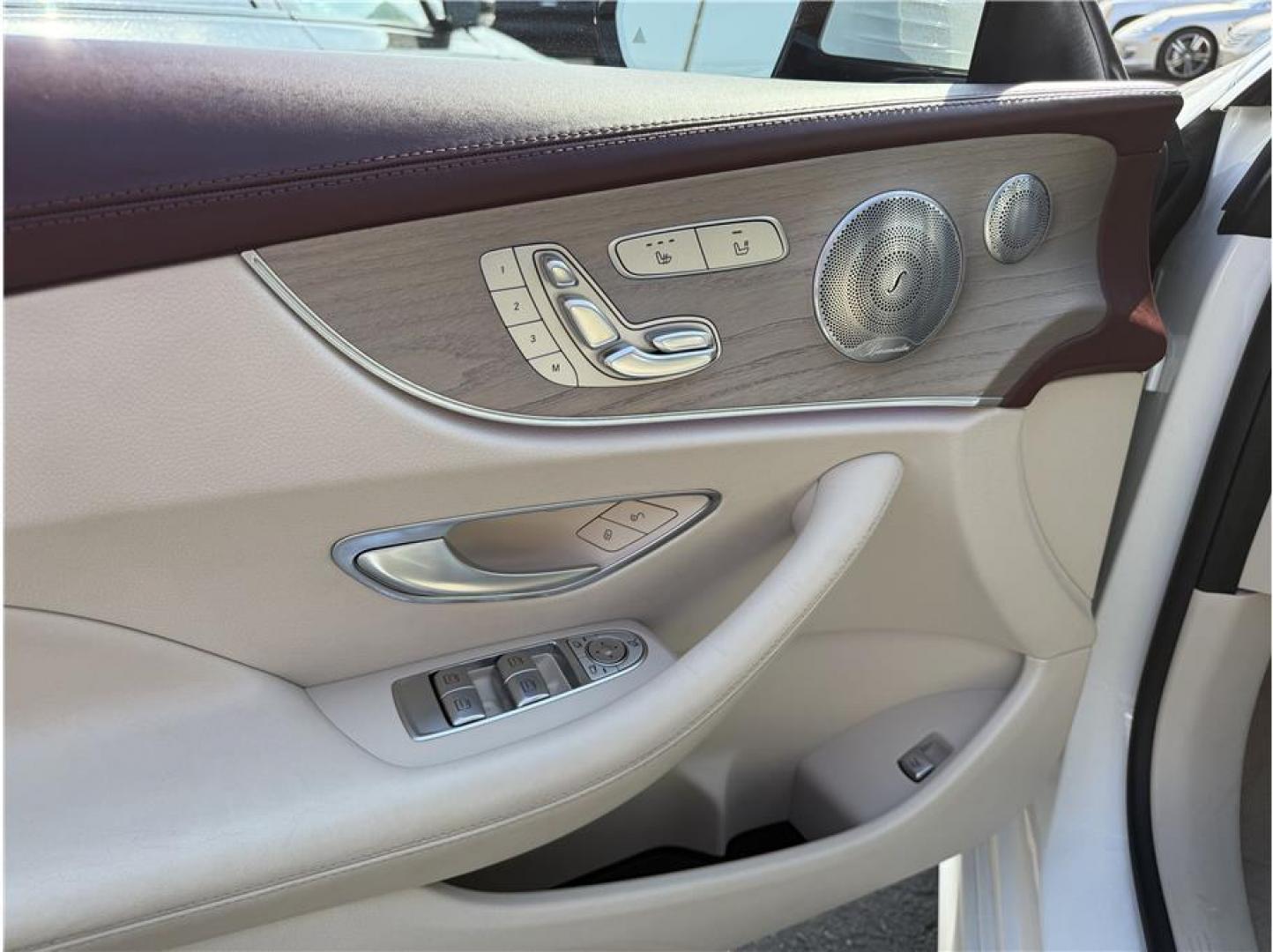 2018 White /No Color Mercedes-Benz E-Class (WDD1J6FB9JF) with an V6, Twin Turbo, 3.0 Liter engine, Auto, 9-Spd 9G-Tronic transmission, located at 607 W Columbia Drive, Kennewick, WA, 99336, (509) 987-1069, 46.216743, -119.126404 - Photo#8