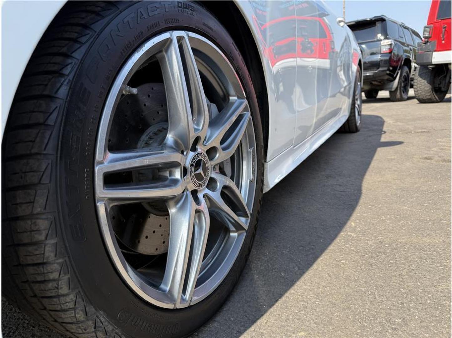 2018 White /No Color Mercedes-Benz E-Class (WDD1J6FB9JF) with an V6, Twin Turbo, 3.0 Liter engine, Auto, 9-Spd 9G-Tronic transmission, located at 607 W Columbia Drive, Kennewick, WA, 99336, (509) 987-1069, 46.216743, -119.126404 - Photo#14