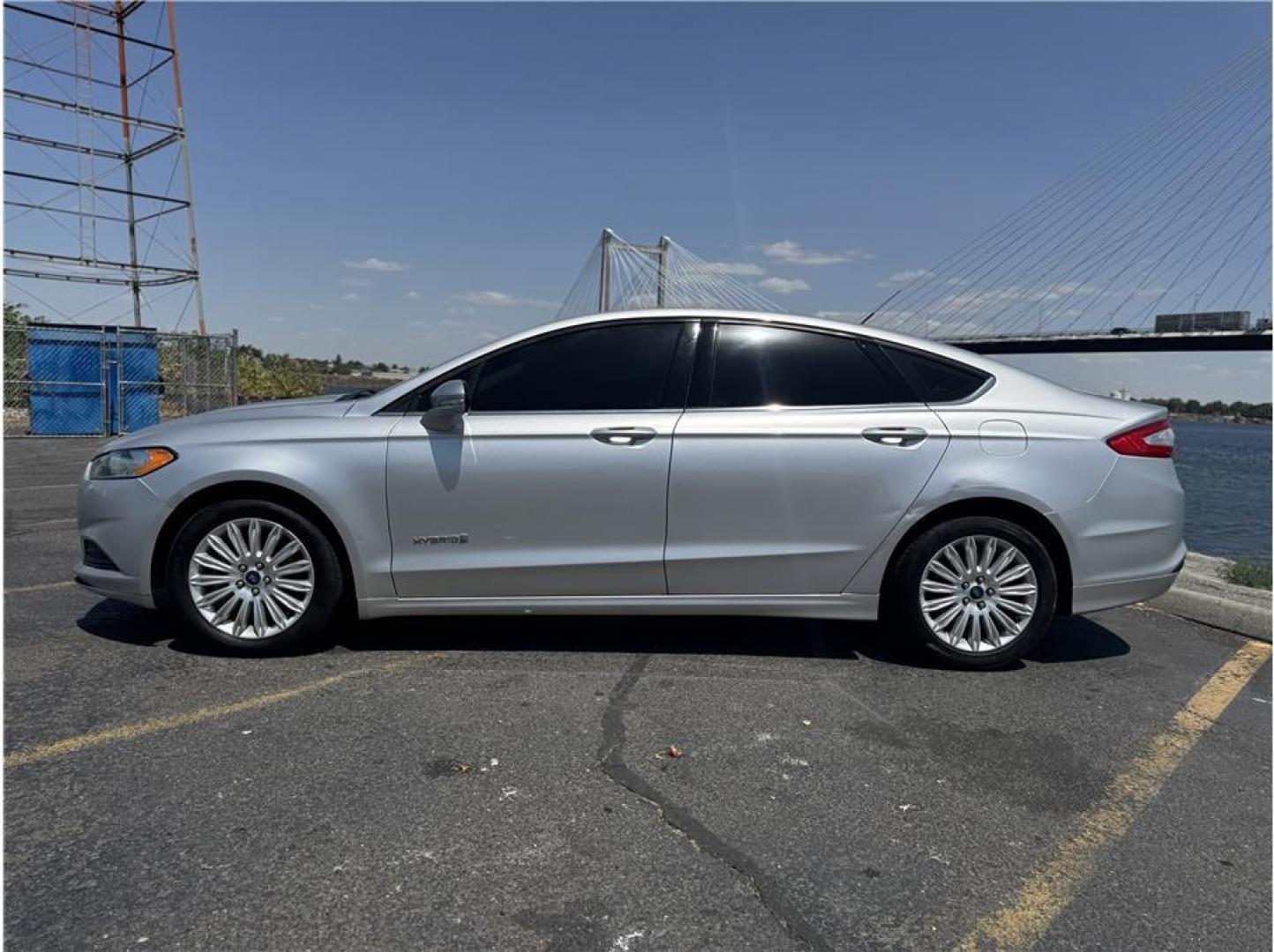 2014 Silver /No Color Ford Fusion (3FA6P0LU2ER) with an 4-Cyl, Hybrid, 2.0 Liter engine, Automatic, CVT transmission, located at 607 W Columbia Drive, Kennewick, WA, 99336, (509) 987-1069, 46.216743, -119.126404 - Photo#1
