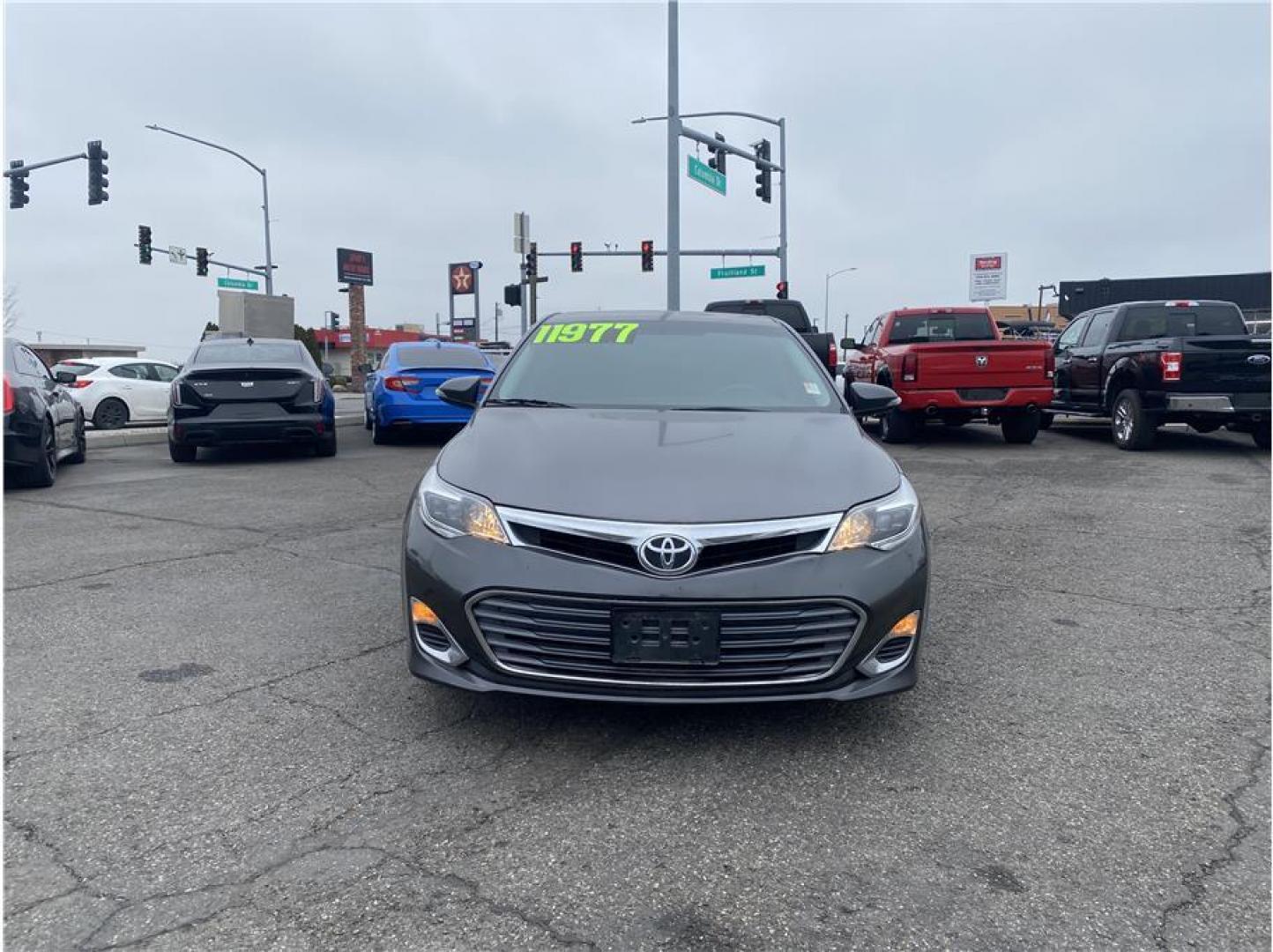2013 Gray /No Color Toyota Avalon (4T1BK1EB9DU) with an V6, 3.5 Liter engine, Auto, 6-Spd Seq Shft transmission, located at 607 W Columbia Drive, Kennewick, WA, 99336, (509) 987-1069, 46.216743, -119.126404 - Photo#1