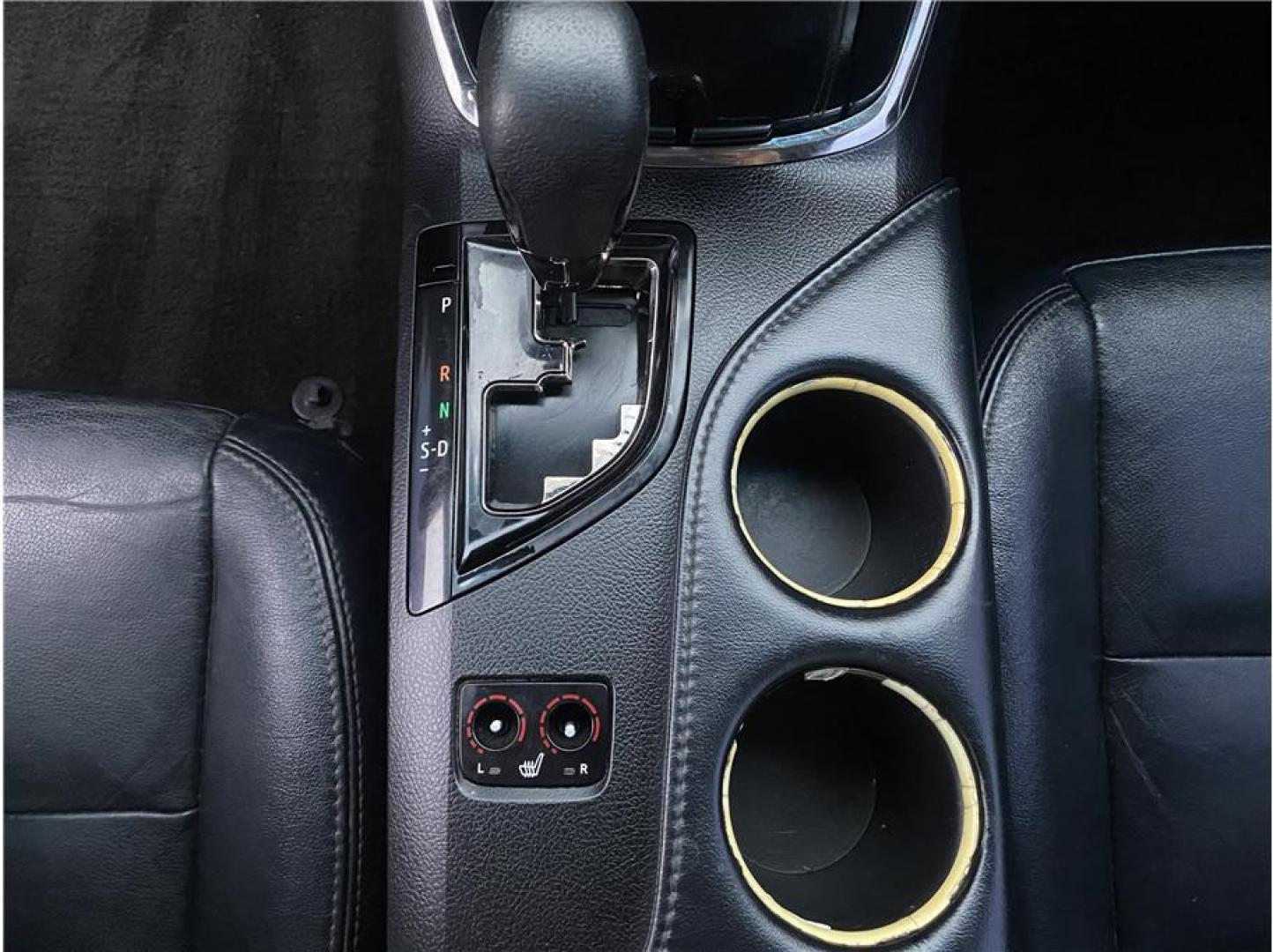 2013 Gray /No Color Toyota Avalon (4T1BK1EB9DU) with an V6, 3.5 Liter engine, Auto, 6-Spd Seq Shft transmission, located at 607 W Columbia Drive, Kennewick, WA, 99336, (509) 987-1069, 46.216743, -119.126404 - Photo#12