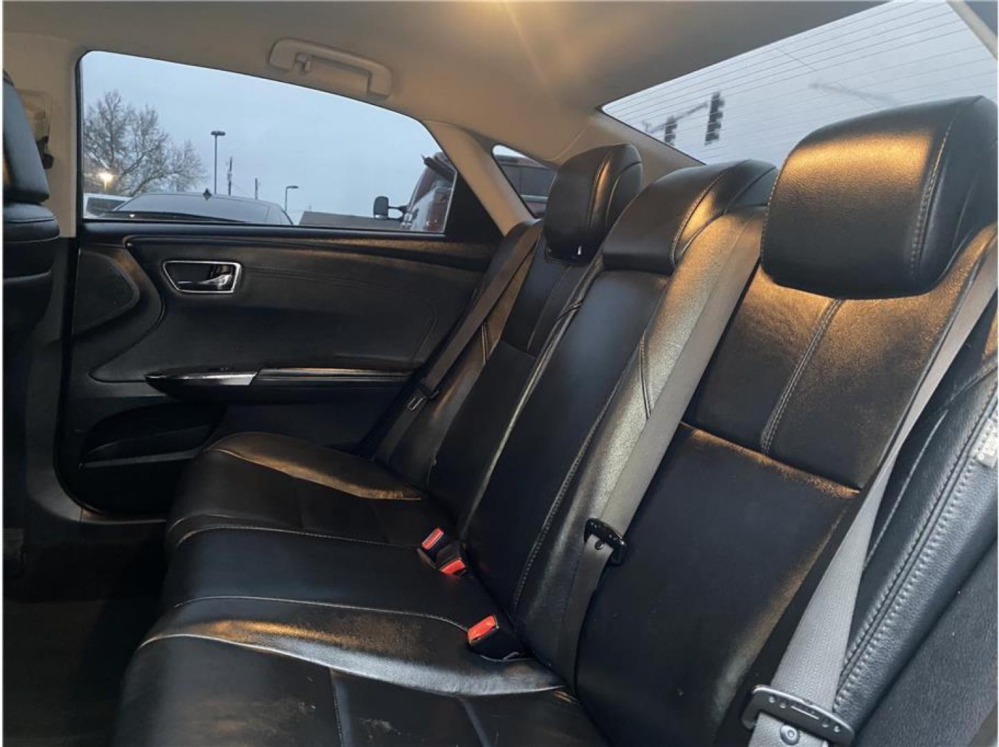 2013 Gray /No Color Toyota Avalon (4T1BK1EB9DU) with an V6, 3.5 Liter engine, Auto, 6-Spd Seq Shft transmission, located at 607 W Columbia Drive, Kennewick, WA, 99336, (509) 987-1069, 46.216743, -119.126404 - Photo#13