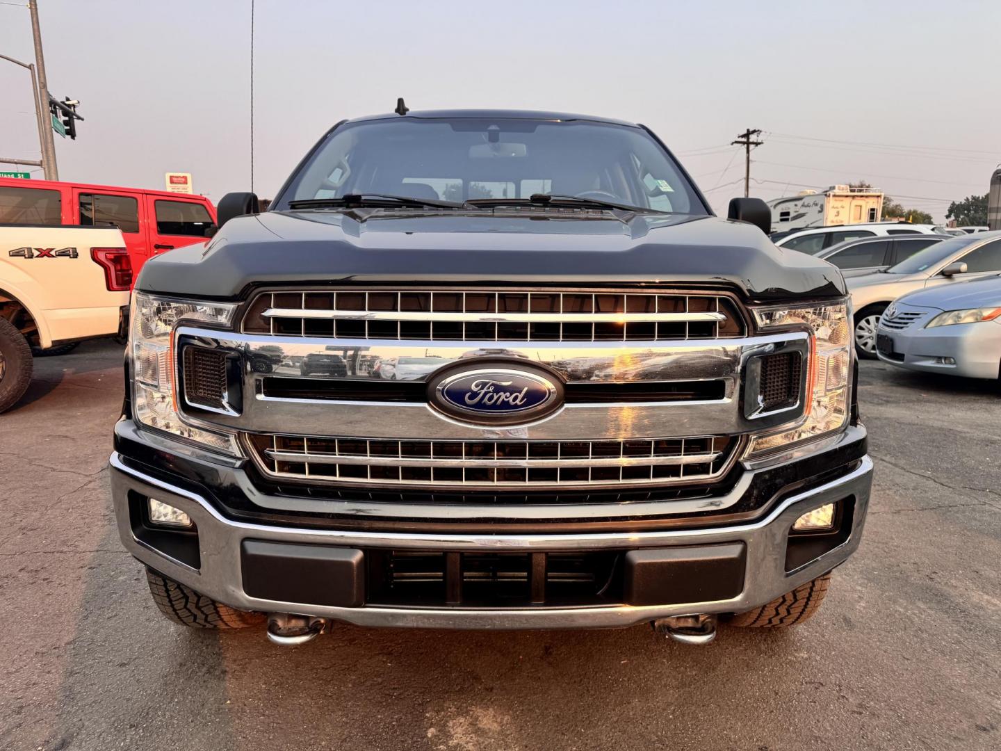 2019 Black /No Color Ford F150 SuperCrew Cab (1FTEW1E42KF) with an V6, EcoBoost, Twin Turbo, 3.5 Liter engine, Automatic, 6-Spd w/SelectShift transmission, located at 607 W Columbia Drive, Kennewick, WA, 99336, (509) 987-1069, 46.216743, -119.126404 - Photo#7