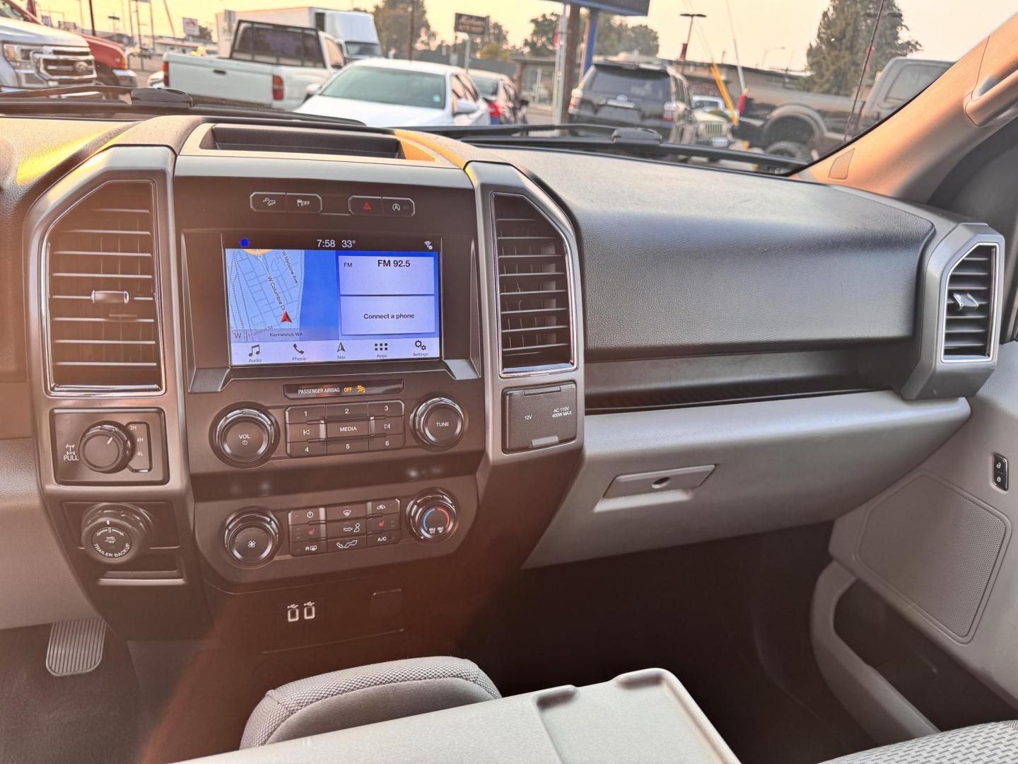 2019 Black /No Color Ford F150 SuperCrew Cab (1FTEW1E42KF) with an V6, EcoBoost, Twin Turbo, 3.5 Liter engine, Automatic, 6-Spd w/SelectShift transmission, located at 607 W Columbia Drive, Kennewick, WA, 99336, (509) 987-1069, 46.216743, -119.126404 - Photo#13
