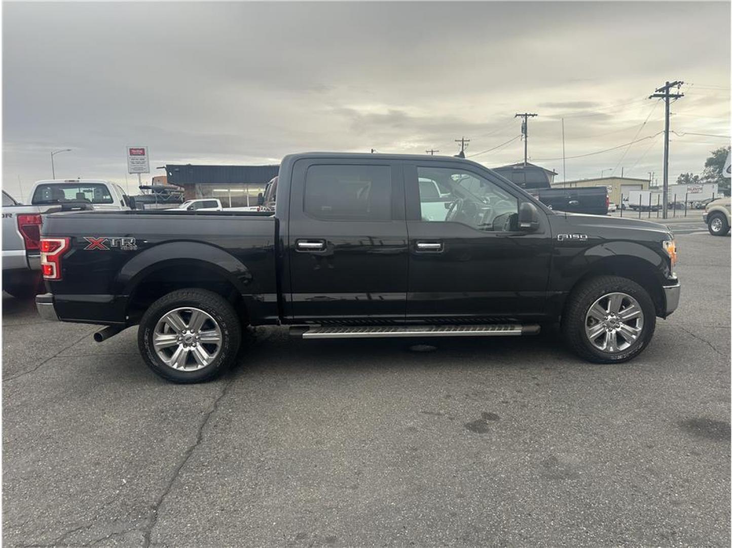 2019 Black /No Color Ford F150 SuperCrew Cab (1FTEW1E42KF) with an V6, EcoBoost, Twin Turbo, 3.5 Liter engine, Automatic, 6-Spd w/SelectShift transmission, located at 607 W Columbia Drive, Kennewick, WA, 99336, (509) 987-1069, 46.216743, -119.126404 - Photo#6