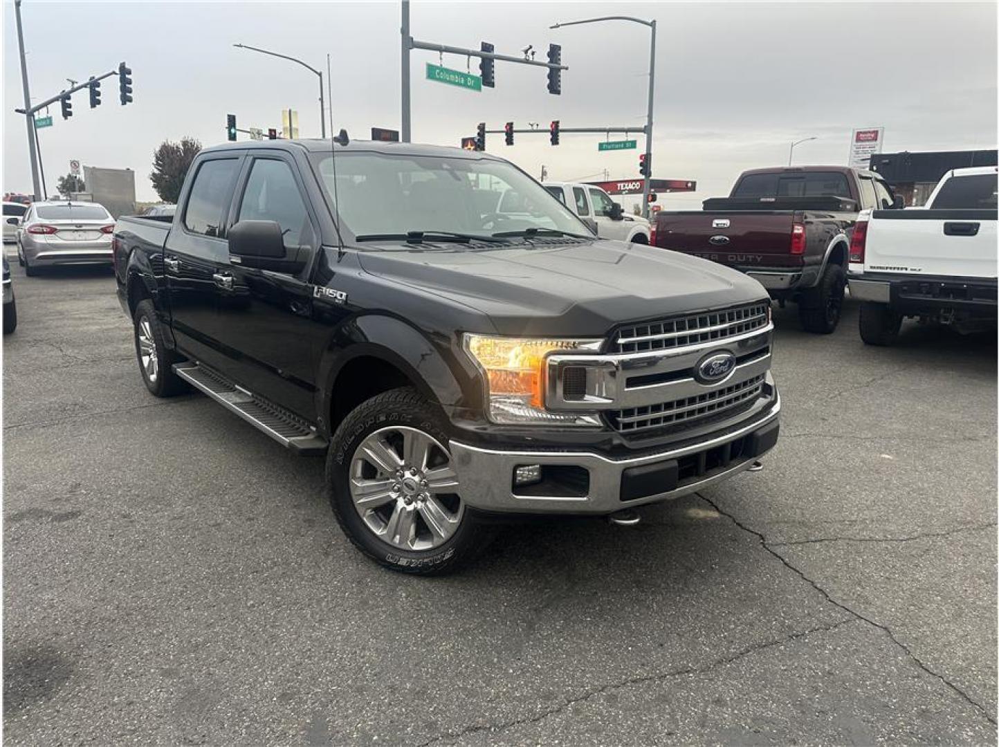 2019 Black /No Color Ford F150 SuperCrew Cab (1FTEW1E42KF) with an V6, EcoBoost, Twin Turbo, 3.5 Liter engine, Automatic, 6-Spd w/SelectShift transmission, located at 607 W Columbia Drive, Kennewick, WA, 99336, (509) 987-1069, 46.216743, -119.126404 - Photo#7