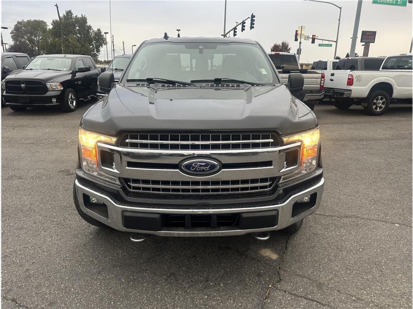 2019 Black /No Color Ford F150 SuperCrew Cab (1FTEW1E42KF) with an V6, EcoBoost, Twin Turbo, 3.5 Liter engine, Automatic, 6-Spd w/SelectShift transmission, located at 607 W Columbia Drive, Kennewick, WA, 99336, (509) 987-1069, 46.216743, -119.126404 - Photo#8