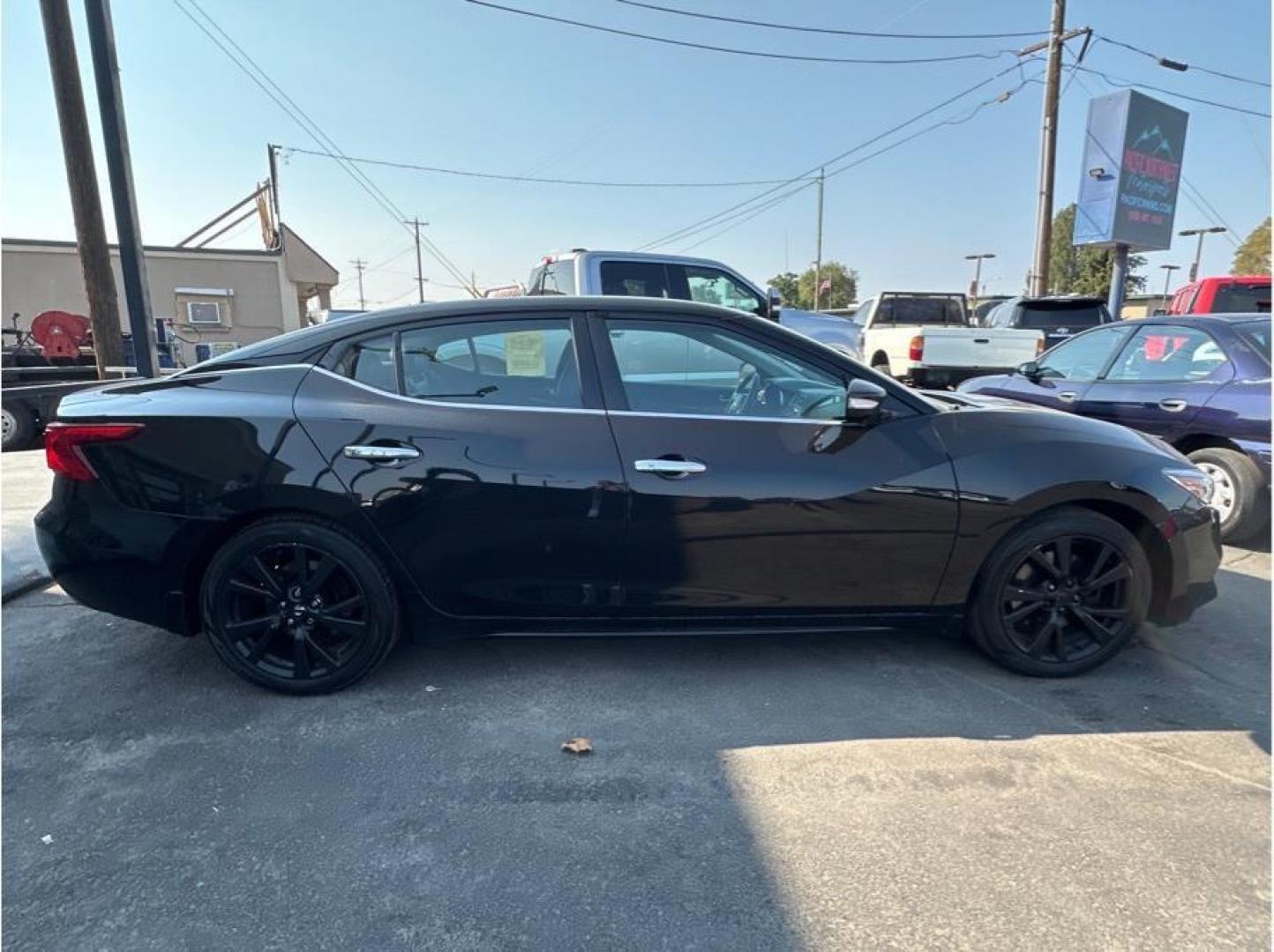 2018 Black /No Color Nissan Maxima (1N4AA6AP1JC) with an V6, 3.5 Liter engine, Auto, Xtronic CVT transmission, located at 607 W Columbia Drive, Kennewick, WA, 99336, (509) 987-1069, 46.216743, -119.126404 - Photo#4