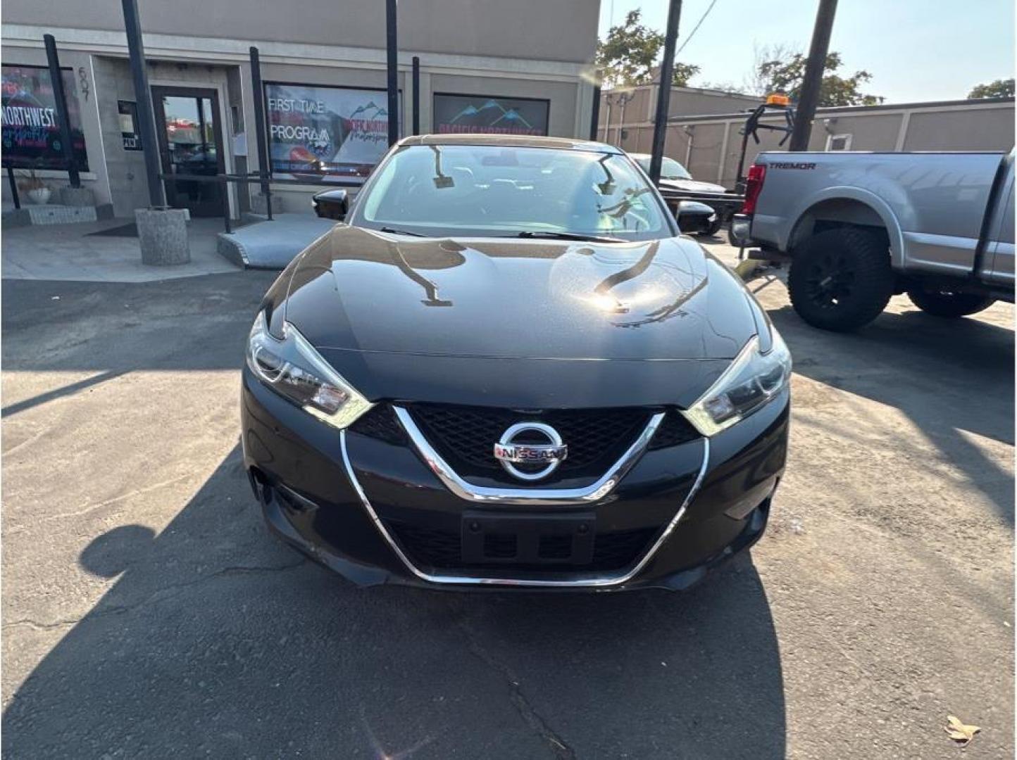 2018 Black /No Color Nissan Maxima (1N4AA6AP1JC) with an V6, 3.5 Liter engine, Auto, Xtronic CVT transmission, located at 607 W Columbia Drive, Kennewick, WA, 99336, (509) 987-1069, 46.216743, -119.126404 - Photo#6