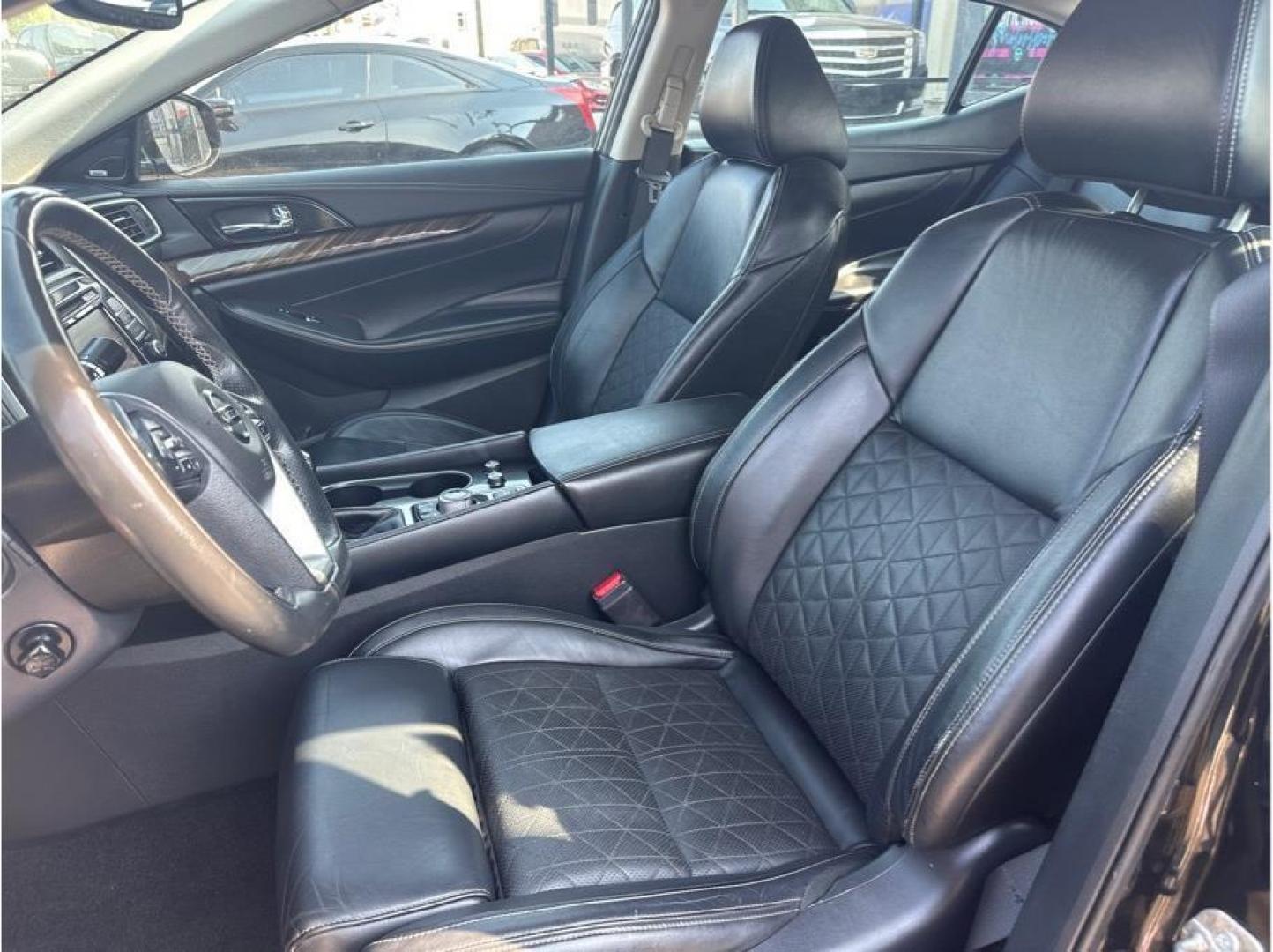 2018 Black /No Color Nissan Maxima (1N4AA6AP1JC) with an V6, 3.5 Liter engine, Auto, Xtronic CVT transmission, located at 607 W Columbia Drive, Kennewick, WA, 99336, (509) 987-1069, 46.216743, -119.126404 - Photo#8