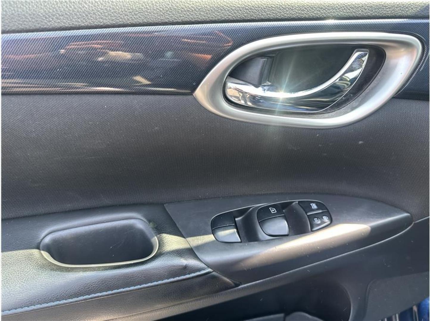 2019 Blue /No Color Nissan Sentra (3N1AB7AP9KY) with an 4-Cyl, 1.8 Liter engine, Automatic, CVT w/Xtronic transmission, located at 607 W Columbia Drive, Kennewick, WA, 99336, (509) 987-1069, 46.216743, -119.126404- Photo#8