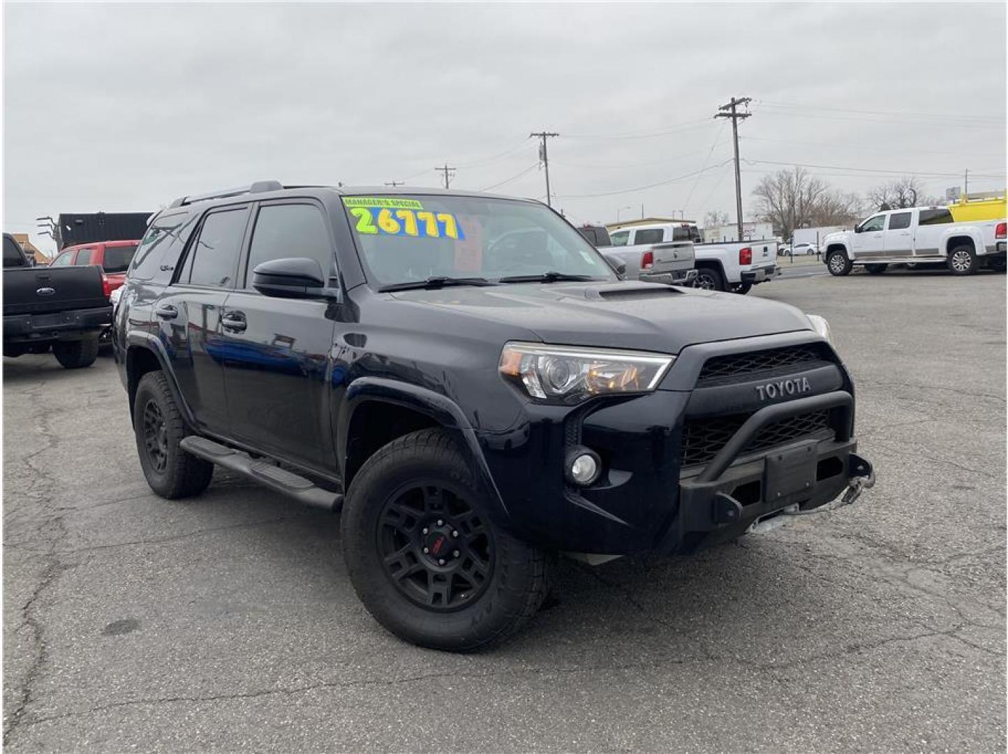 2015 Black /No Color Toyota 4Runner (JTEBU5JR5F5) with an V6, 4.0 Liter engine, Auto, 5-Spd SeqShft transmission, located at 607 W Columbia Drive, Kennewick, WA, 99336, (509) 987-1069, 46.216743, -119.126404 - Photo#2