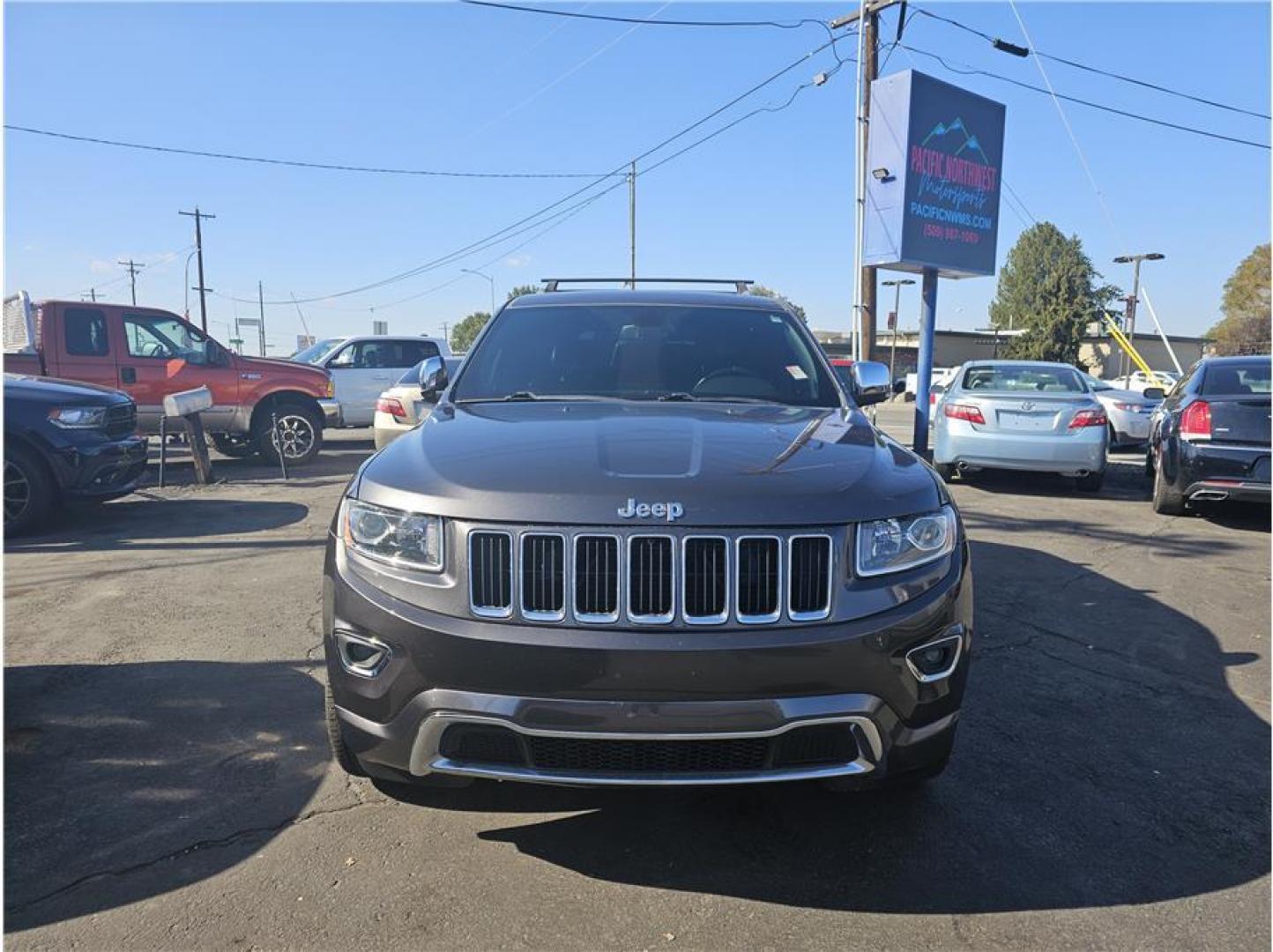 2016 Gray /No Color Jeep Grand Cherokee (1C4RJEBM6GC) with an V6, EcoDiesel, 3.0T engine, Automatic, 8-Spd transmission, located at 607 W Columbia Drive, Kennewick, WA, 99336, (509) 987-1069, 46.216743, -119.126404 - Photo#8