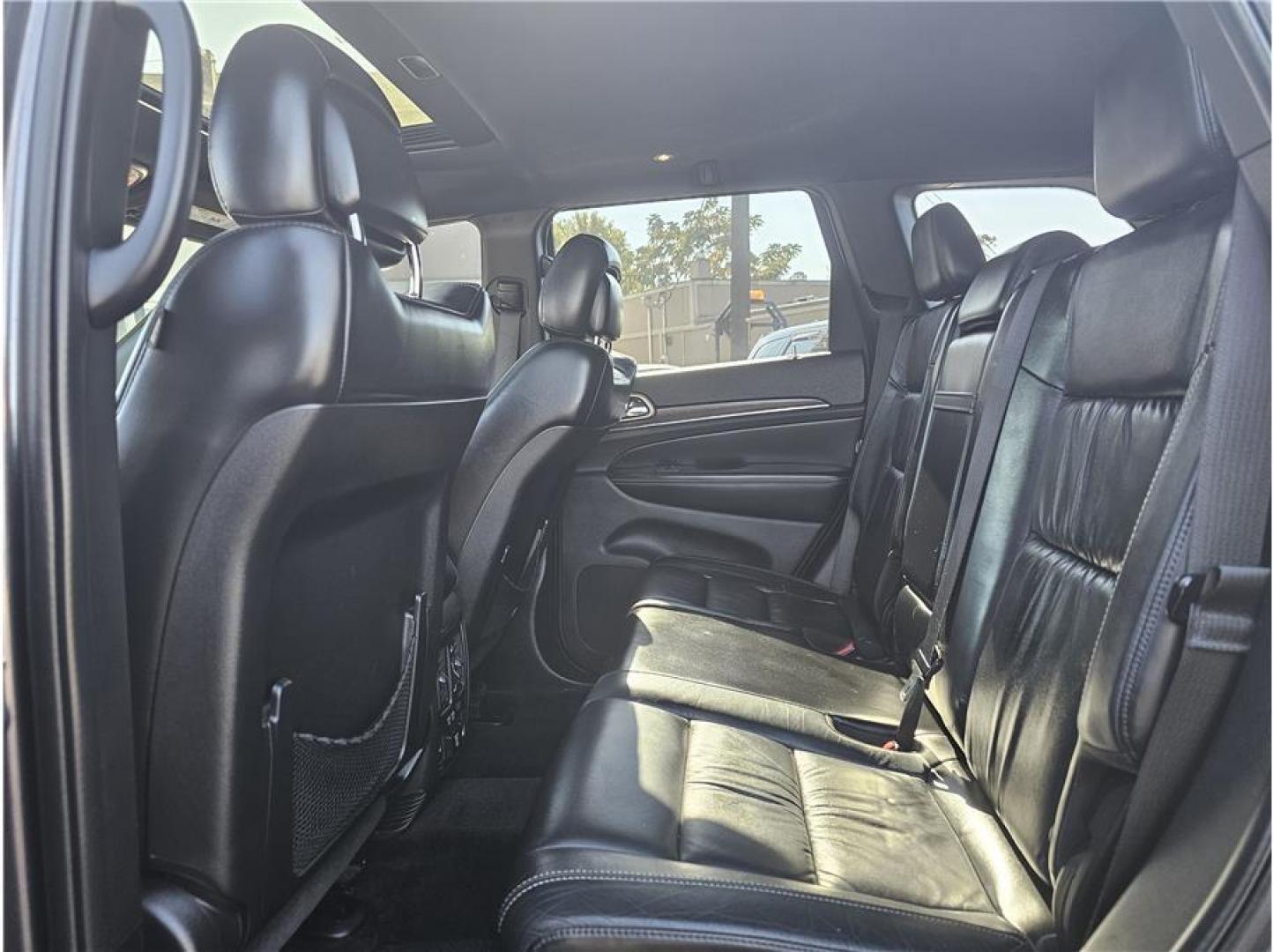 2016 Gray /No Color Jeep Grand Cherokee (1C4RJEBM6GC) with an V6, EcoDiesel, 3.0T engine, Automatic, 8-Spd transmission, located at 607 W Columbia Drive, Kennewick, WA, 99336, (509) 987-1069, 46.216743, -119.126404 - Photo#14