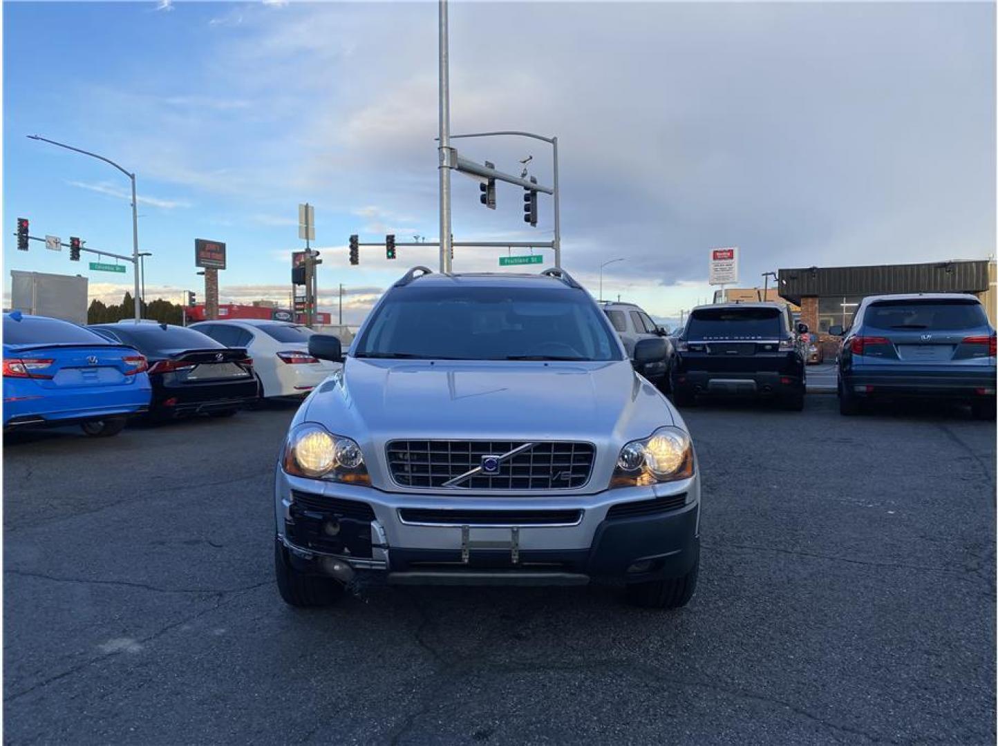 2006 Silver /No Color Volvo XC90 (YV4CZ852361) with an V8, 4.4 Liter engine, Automatic transmission, located at 607 W Columbia Drive, Kennewick, WA, 99336, (509) 987-1069, 46.216743, -119.126404 - Photo#1