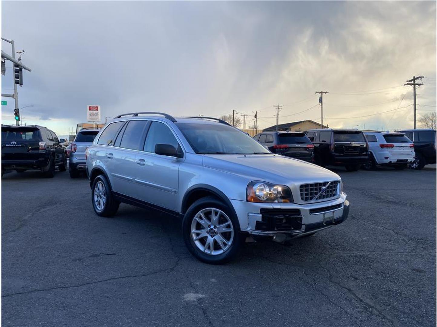 2006 Silver /No Color Volvo XC90 (YV4CZ852361) with an V8, 4.4 Liter engine, Automatic transmission, located at 607 W Columbia Drive, Kennewick, WA, 99336, (509) 987-1069, 46.216743, -119.126404 - Photo#2