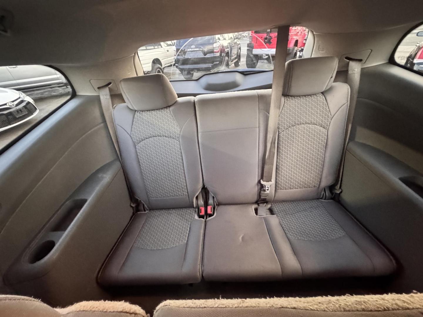 2010 Blue /No Color Chevrolet Traverse (1GNLVEED7AS) with an V6, 3.6 Liter engine, Automatic, 6-Spd w/Overdrive and Shift Control transmission, located at 607 W Columbia Drive, Kennewick, WA, 99336, (509) 987-1069, 46.216743, -119.126404 - Photo#17