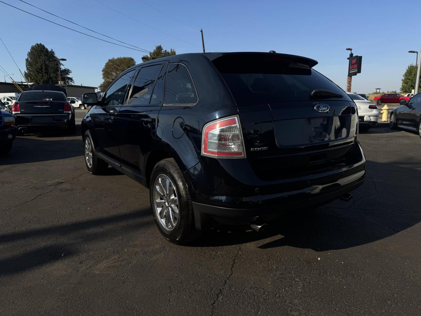 2008 Black /No Color Ford Edge (2FMDK38C48B) with an V6, 3.5 Liter engine, Automatic, 6-Spd w/Overdrive transmission, located at 607 W Columbia Drive, Kennewick, WA, 99336, (509) 987-1069, 46.216743, -119.126404 - Photo#2