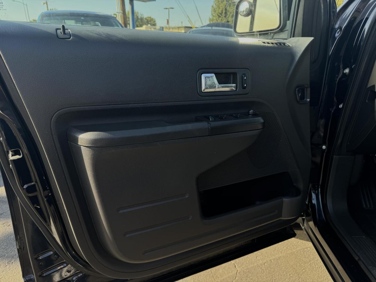 2008 Black /No Color Ford Edge (2FMDK38C48B) with an V6, 3.5 Liter engine, Automatic, 6-Spd w/Overdrive transmission, located at 607 W Columbia Drive, Kennewick, WA, 99336, (509) 987-1069, 46.216743, -119.126404 - Photo#9