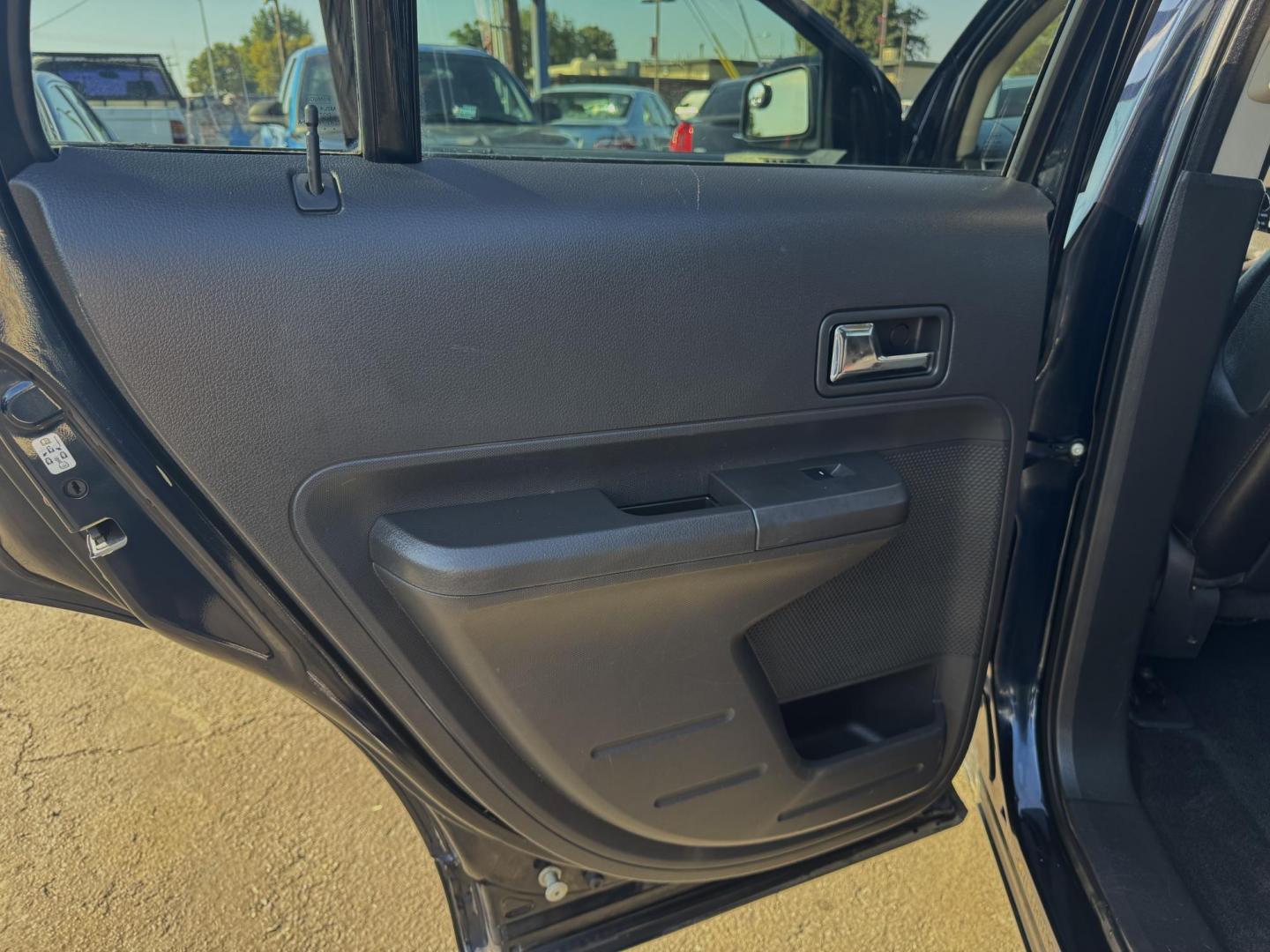 2008 Black /No Color Ford Edge (2FMDK38C48B) with an V6, 3.5 Liter engine, Automatic, 6-Spd w/Overdrive transmission, located at 607 W Columbia Drive, Kennewick, WA, 99336, (509) 987-1069, 46.216743, -119.126404 - Photo#16