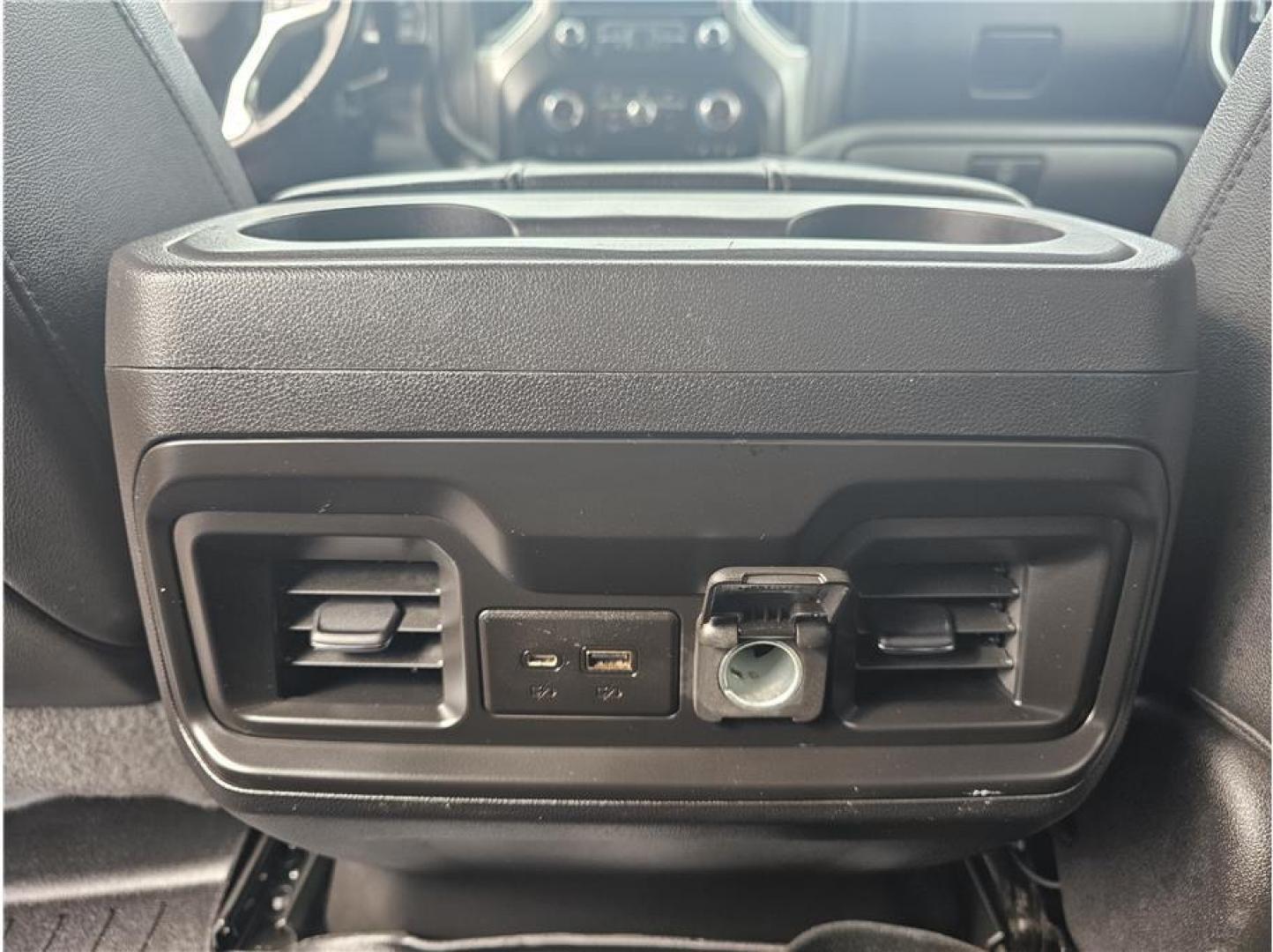 2019 Blue /No Color Chevrolet Silverado 1500 Crew Cab (1GCUYEEDXKZ) with an V8, EcoTec3, DFM, 5.3 Liter engine, Automatic, 8-Spd w/Overdrive transmission, located at 607 W Columbia Drive, Kennewick, WA, 99336, (509) 987-1069, 46.216743, -119.126404 - Photo#18