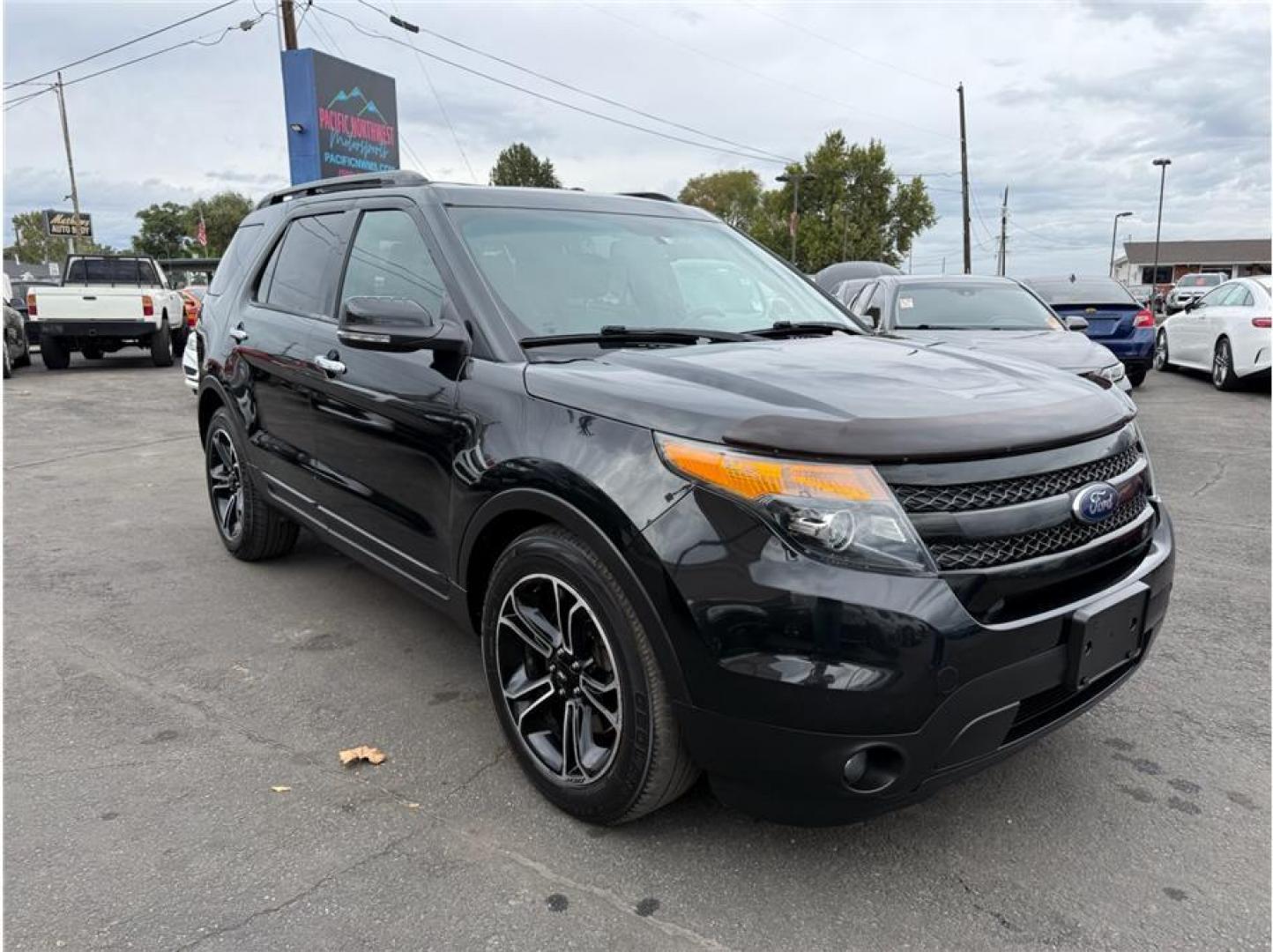 2014 Black /No Color Ford Explorer (1FM5K8GT5EG) with an V6, EcoBoost, Twin Turbo, 3.5 Liter engine, Auto, 6-Spd SelectShift transmission, located at 607 W Columbia Drive, Kennewick, WA, 99336, (509) 987-1069, 46.216743, -119.126404 - Photo#0