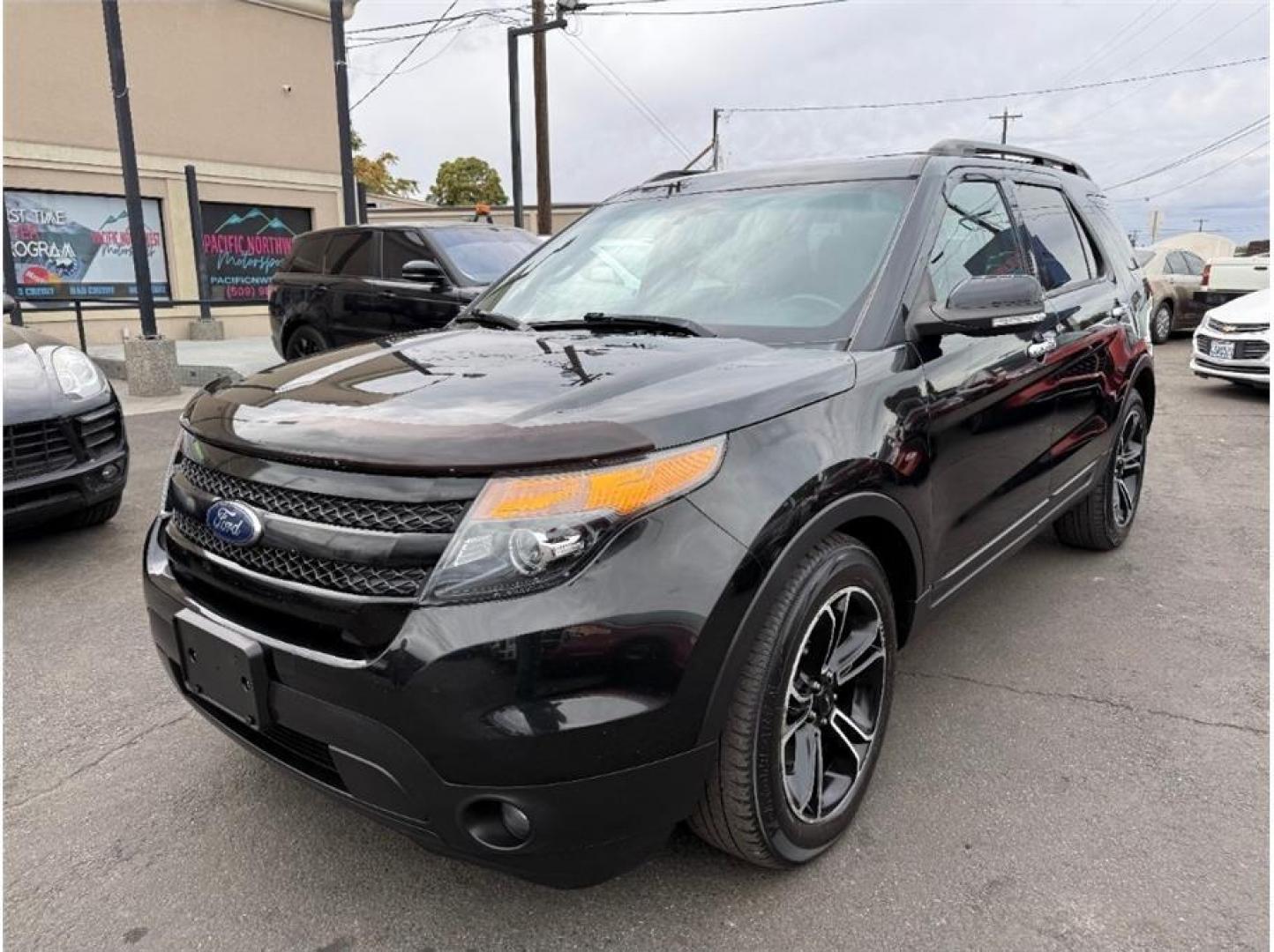 2014 Black /No Color Ford Explorer (1FM5K8GT5EG) with an V6, EcoBoost, Twin Turbo, 3.5 Liter engine, Auto, 6-Spd SelectShift transmission, located at 607 W Columbia Drive, Kennewick, WA, 99336, (509) 987-1069, 46.216743, -119.126404 - Photo#1