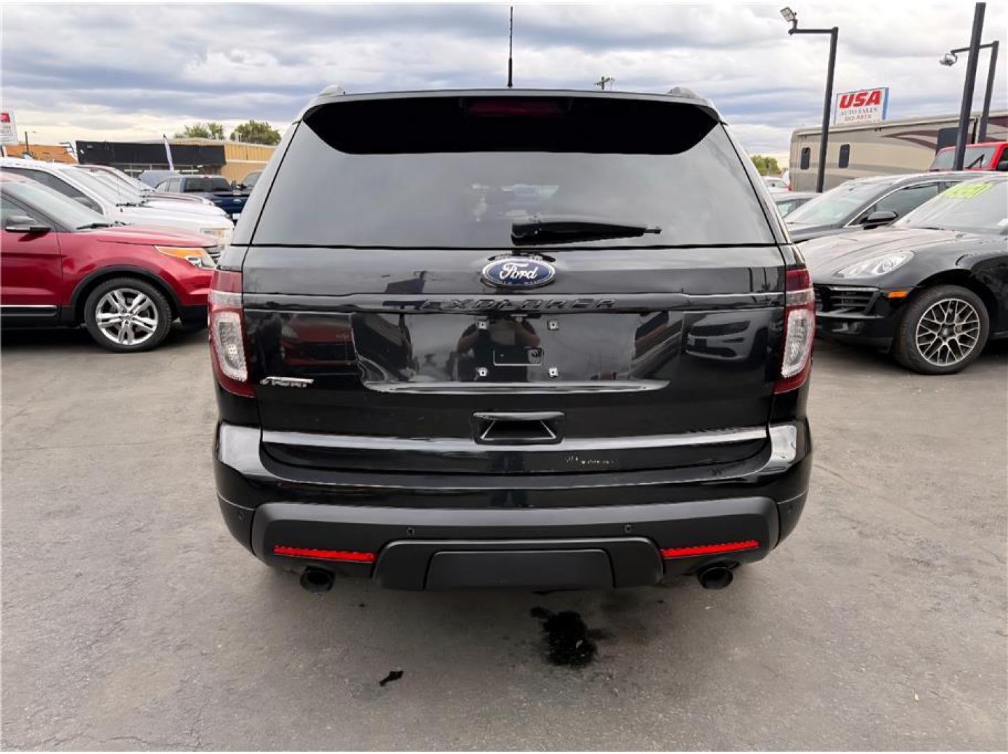 2014 Black /No Color Ford Explorer (1FM5K8GT5EG) with an V6, EcoBoost, Twin Turbo, 3.5 Liter engine, Auto, 6-Spd SelectShift transmission, located at 607 W Columbia Drive, Kennewick, WA, 99336, (509) 987-1069, 46.216743, -119.126404 - Photo#4