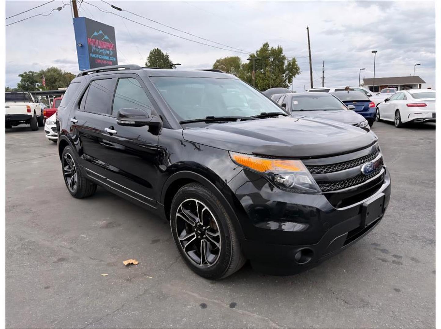 2014 Black /No Color Ford Explorer (1FM5K8GT5EG) with an V6, EcoBoost, Twin Turbo, 3.5 Liter engine, Auto, 6-Spd SelectShift transmission, located at 607 W Columbia Drive, Kennewick, WA, 99336, (509) 987-1069, 46.216743, -119.126404 - Photo#8