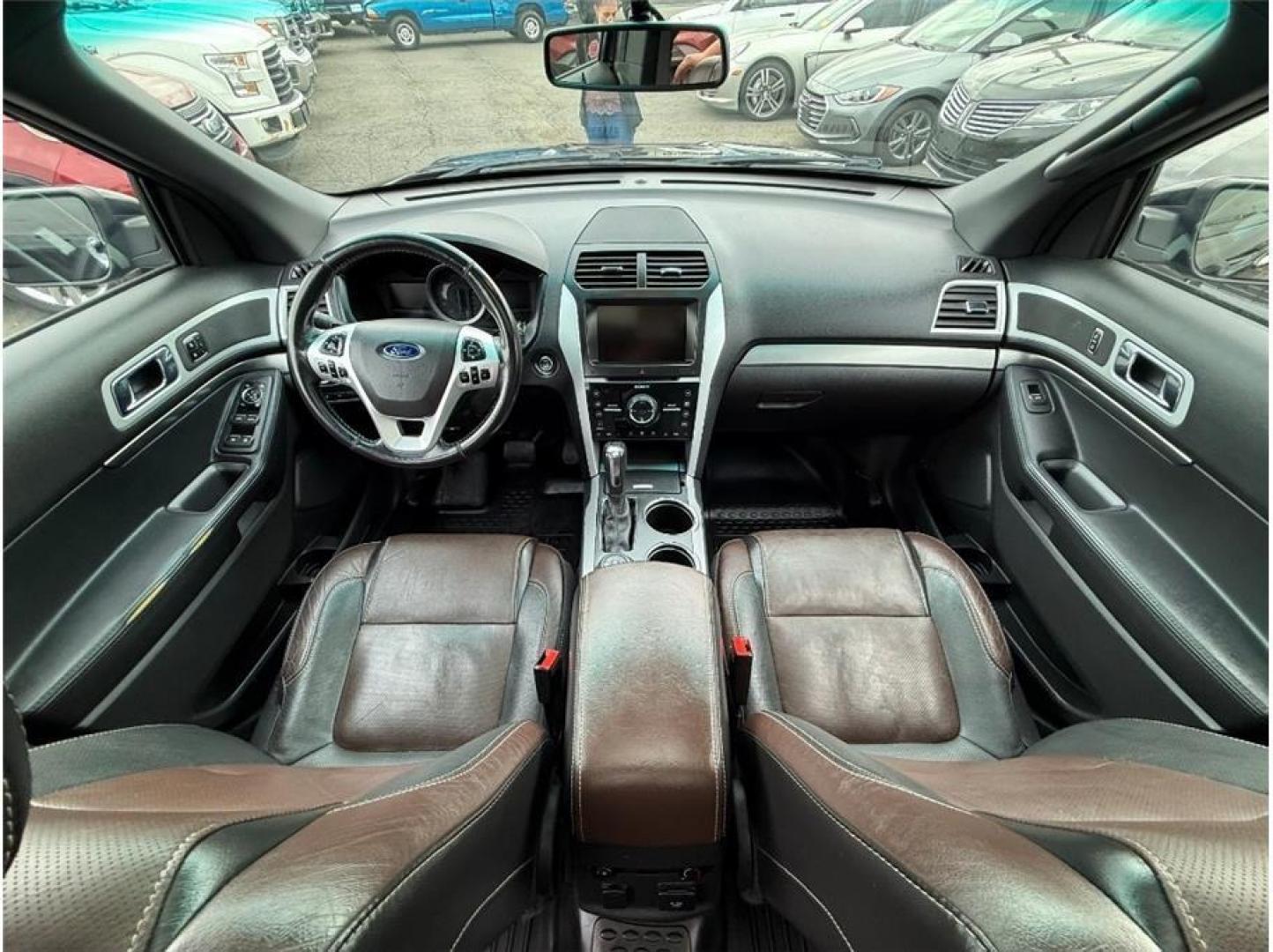 2014 Black /No Color Ford Explorer (1FM5K8GT5EG) with an V6, EcoBoost, Twin Turbo, 3.5 Liter engine, Auto, 6-Spd SelectShift transmission, located at 607 W Columbia Drive, Kennewick, WA, 99336, (509) 987-1069, 46.216743, -119.126404 - Photo#13