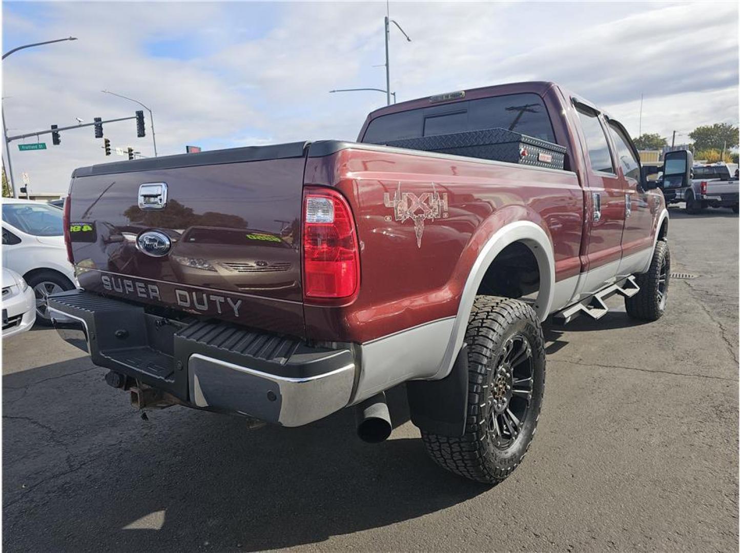 2010 Burgundy /No Color Ford F250 Super Duty Crew Cab (1FTSW2BR0AE) with an V8, Turbo Dsl 6.4L engine, Automatic, 5-Spd w/Overdrive transmission, located at 607 W Columbia Drive, Kennewick, WA, 99336, (509) 987-1069, 46.216743, -119.126404 - Photo#1