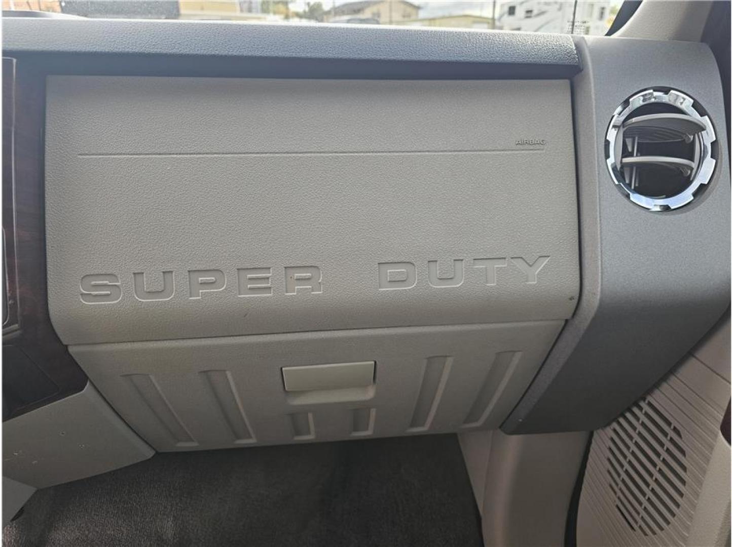 2010 Burgundy /No Color Ford F250 Super Duty Crew Cab (1FTSW2BR0AE) with an V8, Turbo Dsl 6.4L engine, Automatic, 5-Spd w/Overdrive transmission, located at 607 W Columbia Drive, Kennewick, WA, 99336, (509) 987-1069, 46.216743, -119.126404 - Photo#12