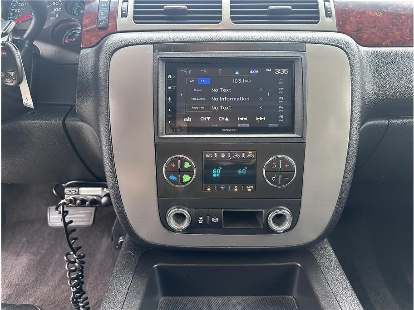 2013 White /No Color GMC Sierra 3500 HD Crew Cab (1GT424C86DF) with an V8, Turbo Diesel, 6.6 Liter engine, Auto, 6-Spd Allison w/OD transmission, located at 607 W Columbia Drive, Kennewick, WA, 99336, (509) 987-1069, 46.216743, -119.126404 - Photo#14