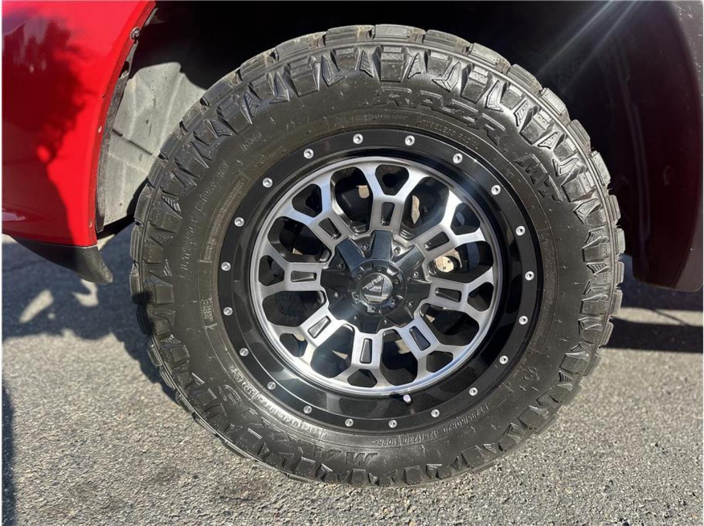 2013 Red /No Color Ram 1500 Quad Cab (1C6RR7HT7DS) with an V8, HEMI, 5.7 Liter engine, Automatic, 8-Spd transmission, located at 607 W Columbia Drive, Kennewick, WA, 99336, (509) 987-1069, 46.216743, -119.126404 - Photo#9