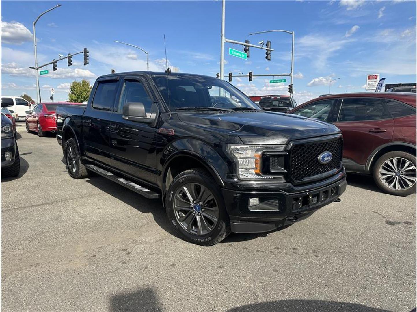 2018 Black /No Color Ford F150 SuperCrew Cab (1FTEW1EG2JF) with an V6, EcoBoost, TT, 3.5L engine, Auto, 10-Spd Spt Mode transmission, located at 607 W Columbia Drive, Kennewick, WA, 99336, (509) 987-1069, 46.216743, -119.126404 - Photo#2