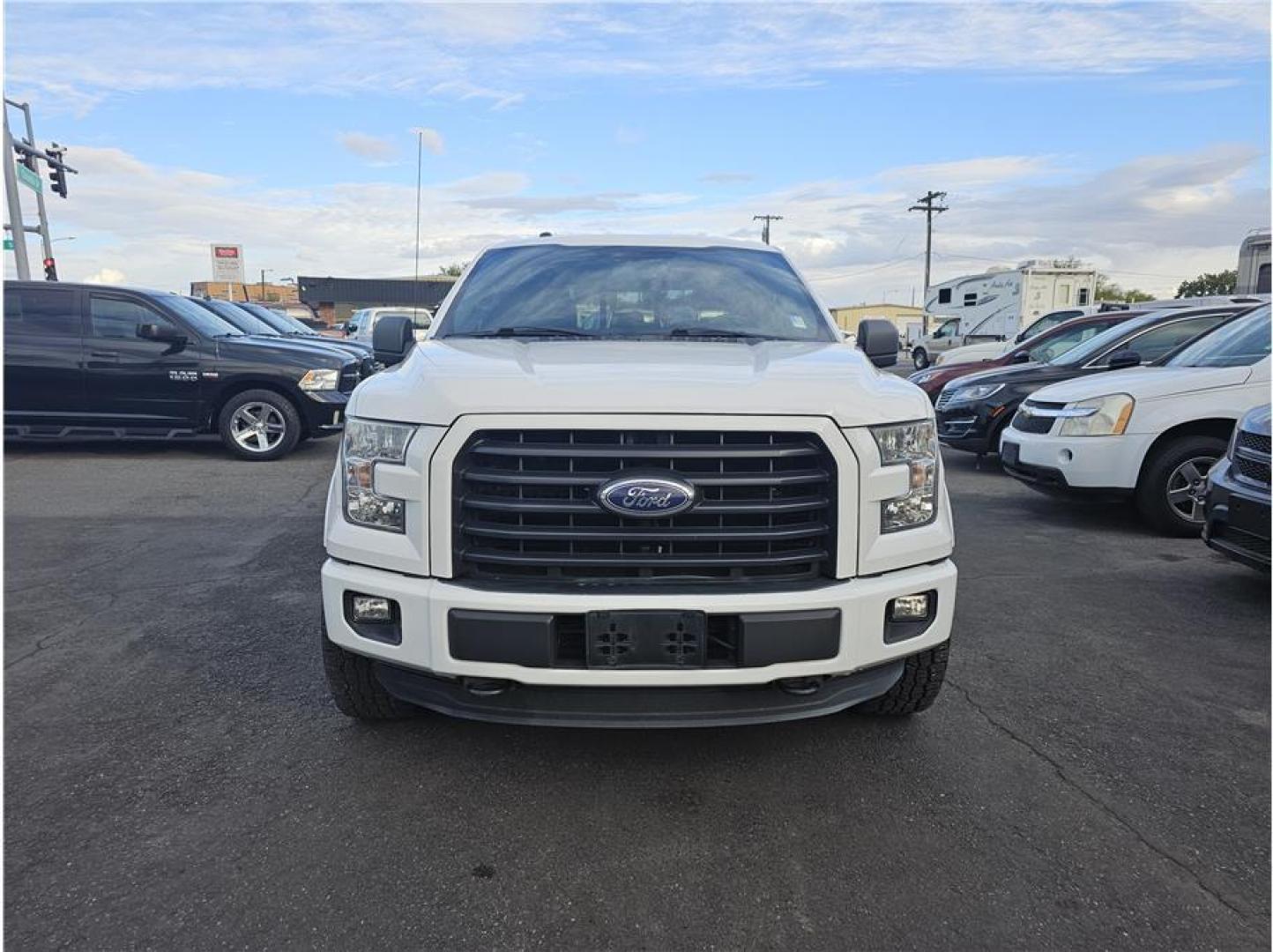 2015 White /No Color Ford F150 SuperCrew Cab (1FTEW1EGXFF) with an V6, EcoBoost, TT, 3.5L engine, Automatic, 6-Spd transmission, located at 607 W Columbia Drive, Kennewick, WA, 99336, (509) 987-1069, 46.216743, -119.126404 - Photo#8