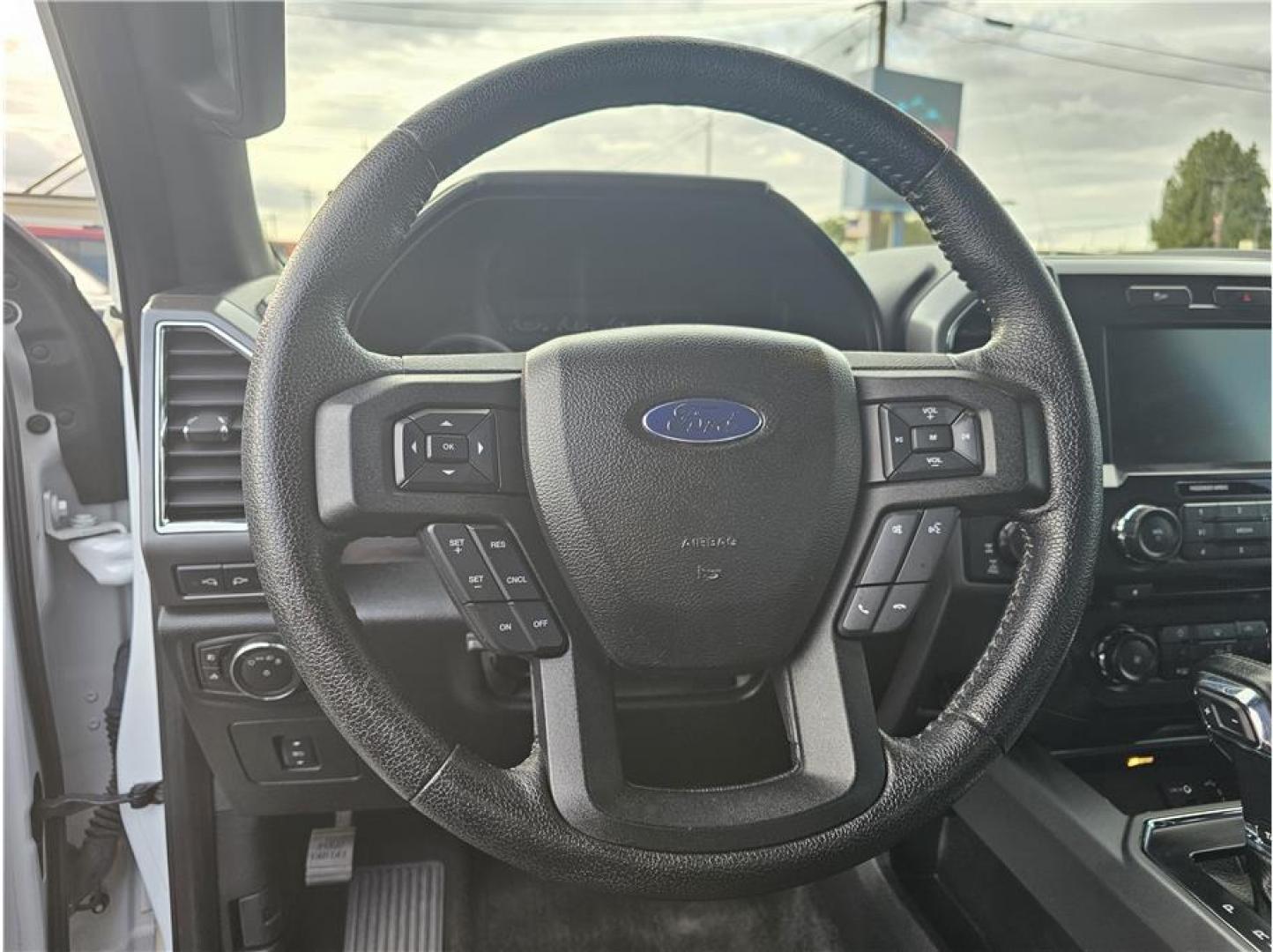 2015 White /No Color Ford F150 SuperCrew Cab (1FTEW1EGXFF) with an V6, EcoBoost, TT, 3.5L engine, Automatic, 6-Spd transmission, located at 607 W Columbia Drive, Kennewick, WA, 99336, (509) 987-1069, 46.216743, -119.126404 - Photo#11