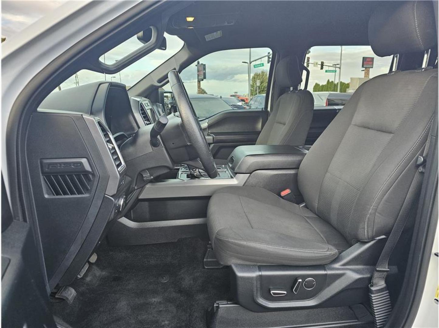 2015 White /No Color Ford F150 SuperCrew Cab (1FTEW1EGXFF) with an V6, EcoBoost, TT, 3.5L engine, Automatic, 6-Spd transmission, located at 607 W Columbia Drive, Kennewick, WA, 99336, (509) 987-1069, 46.216743, -119.126404 - Photo#12