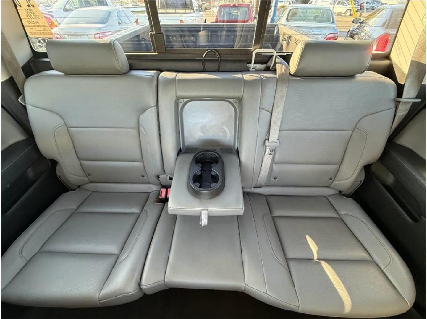 2014 White /No Color GMC Sierra 1500 Crew Cab (3GTU2VECXEG) with an V8 EcoTec3 Flex Fuel 5.3L engine, Auto, 6-Spd HD Overdrive transmission, located at 607 W Columbia Drive, Kennewick, WA, 99336, (509) 987-1069, 46.216743, -119.126404 - Photo#12