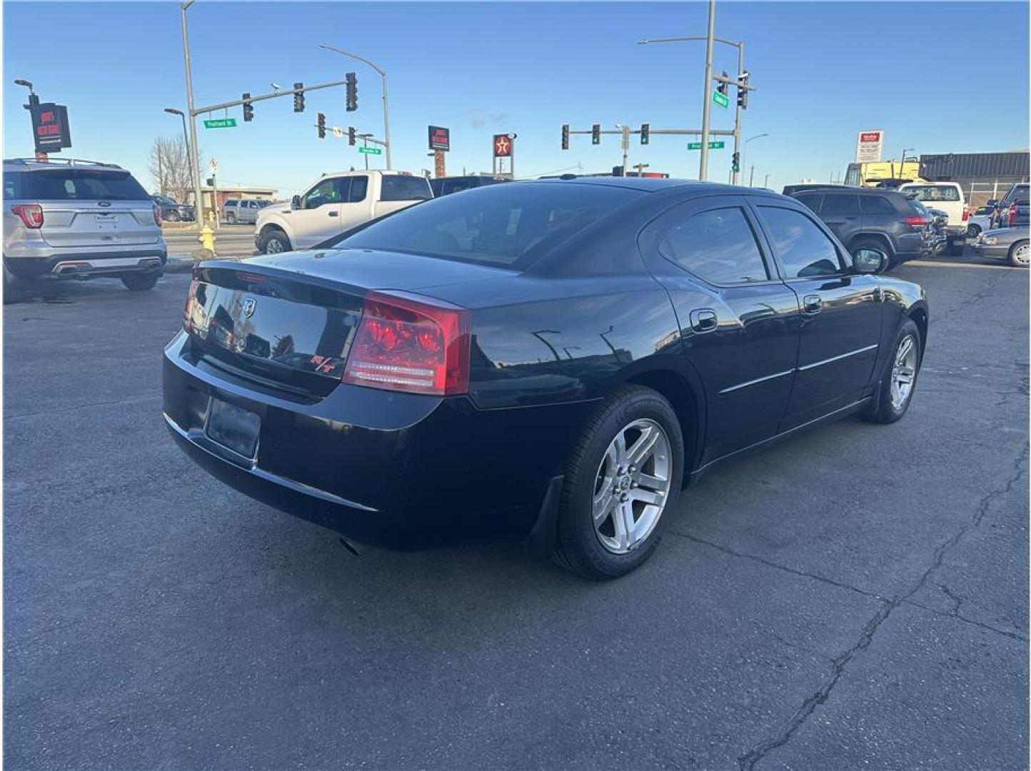 2007 Gray /No Color Dodge Charger (2B3KA53H47H) with an V8, HEMI, 5.7 Liter engine, Automatic transmission, located at 607 W Columbia Drive, Kennewick, WA, 99336, (509) 987-1069, 46.216743, -119.126404 - Photo#4