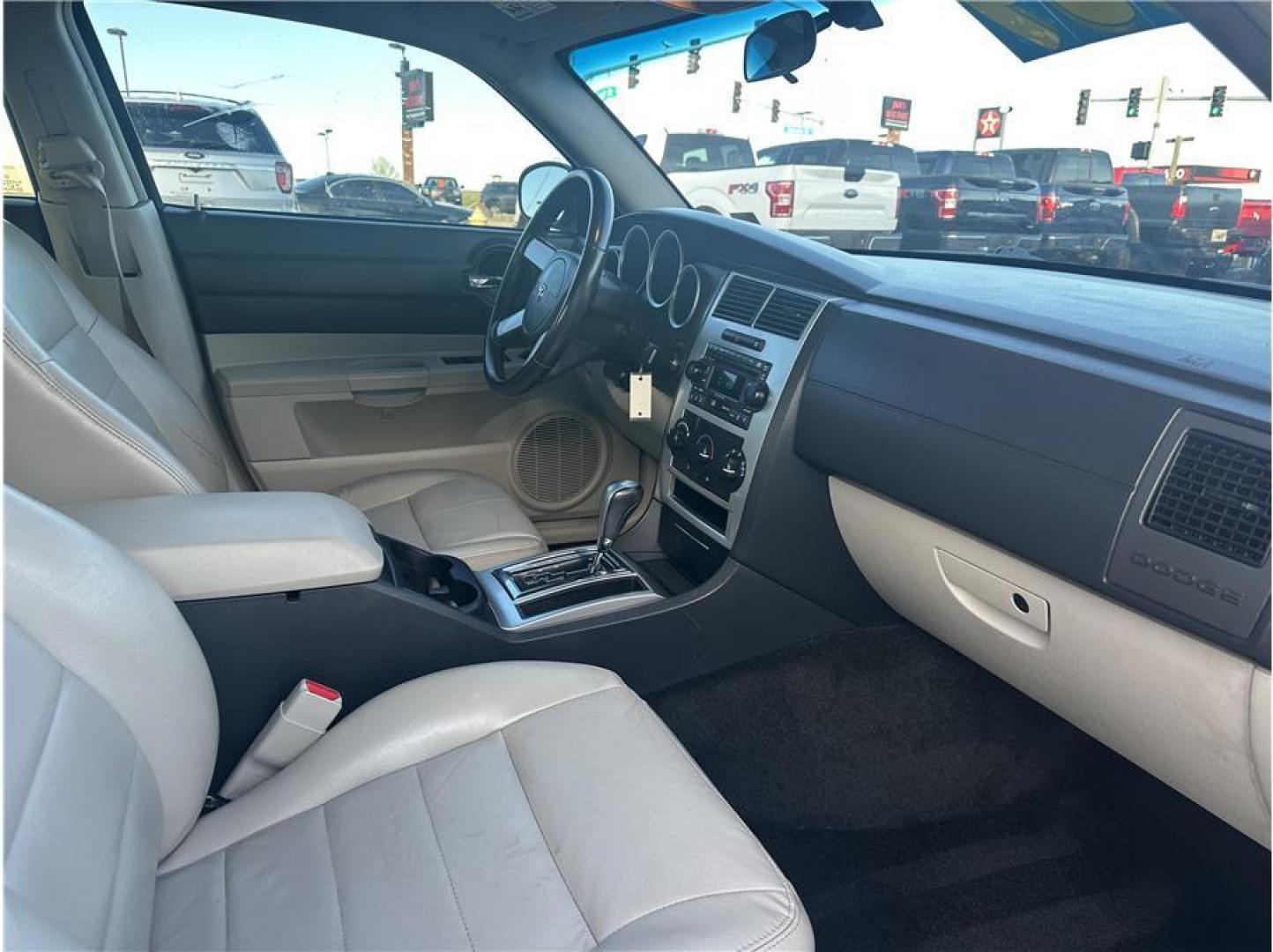 2007 Gray /No Color Dodge Charger (2B3KA53H47H) with an V8, HEMI, 5.7 Liter engine, Automatic transmission, located at 607 W Columbia Drive, Kennewick, WA, 99336, (509) 987-1069, 46.216743, -119.126404 - Photo#14