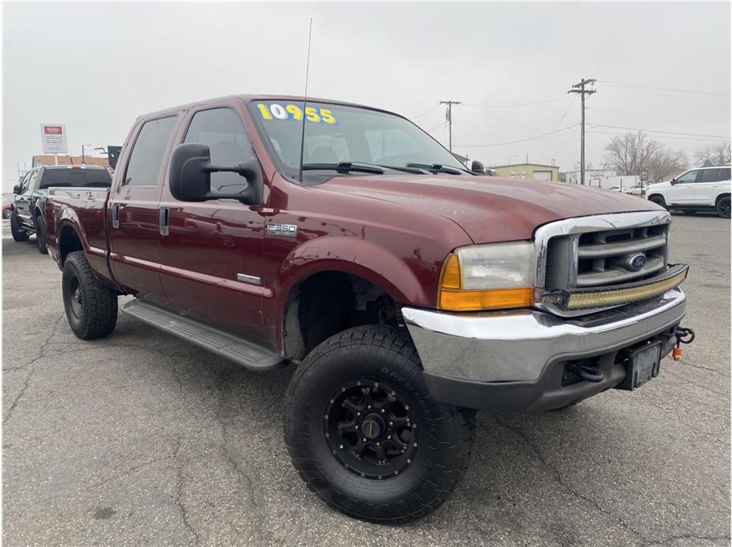 2000 Burgundy /No Color Ford F250 Super Duty Crew Cab (1FTNW21F2YE) with an V8, Turbo Diesel, 7.3L engine, Automatic transmission, located at 607 W Columbia Drive, Kennewick, WA, 99336, (509) 987-1069, 46.216743, -119.126404 - Photo#2