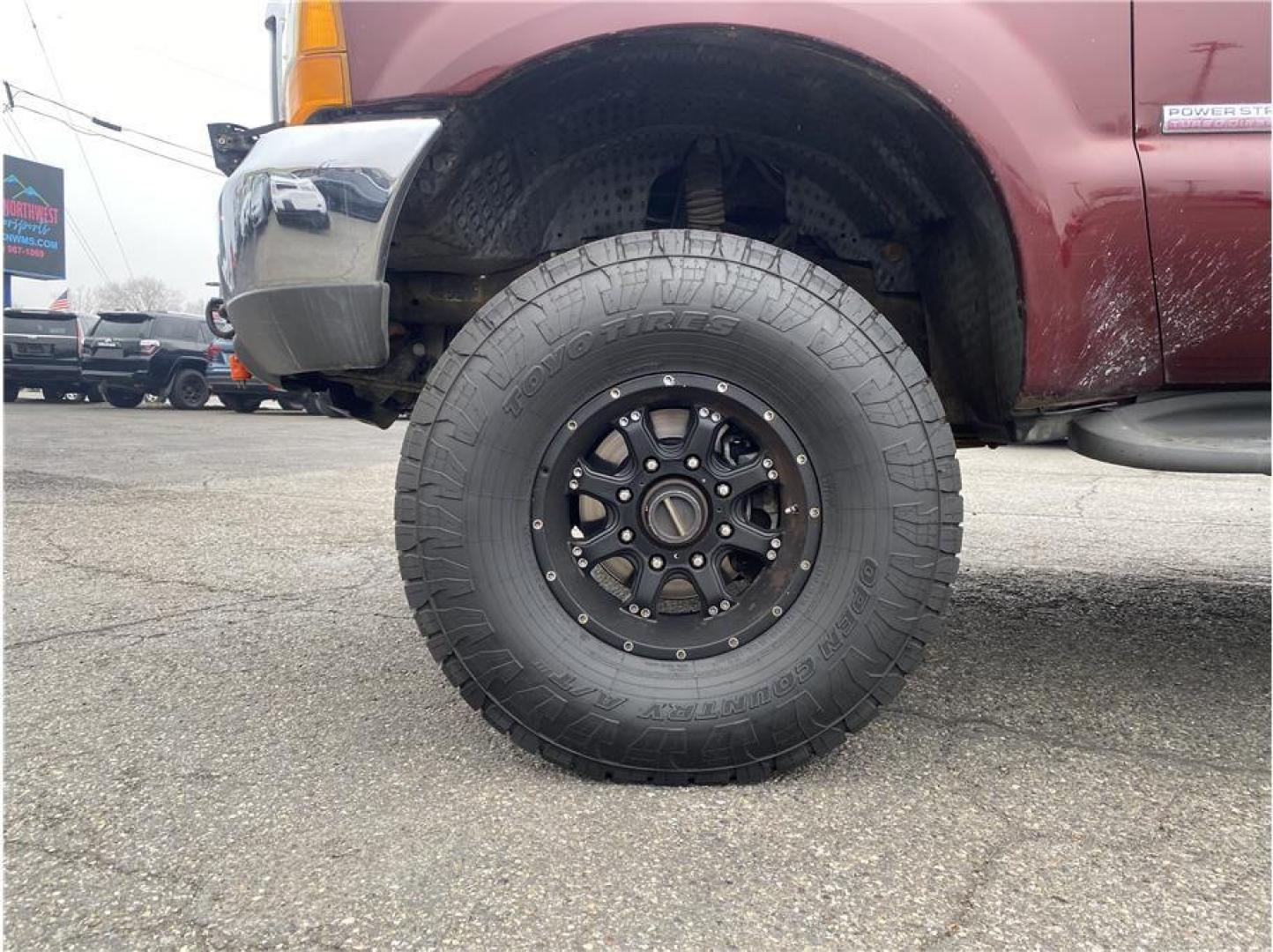 2000 Burgundy /No Color Ford F250 Super Duty Crew Cab (1FTNW21F2YE) with an V8, Turbo Diesel, 7.3L engine, Automatic transmission, located at 607 W Columbia Drive, Kennewick, WA, 99336, (509) 987-1069, 46.216743, -119.126404 - Photo#17