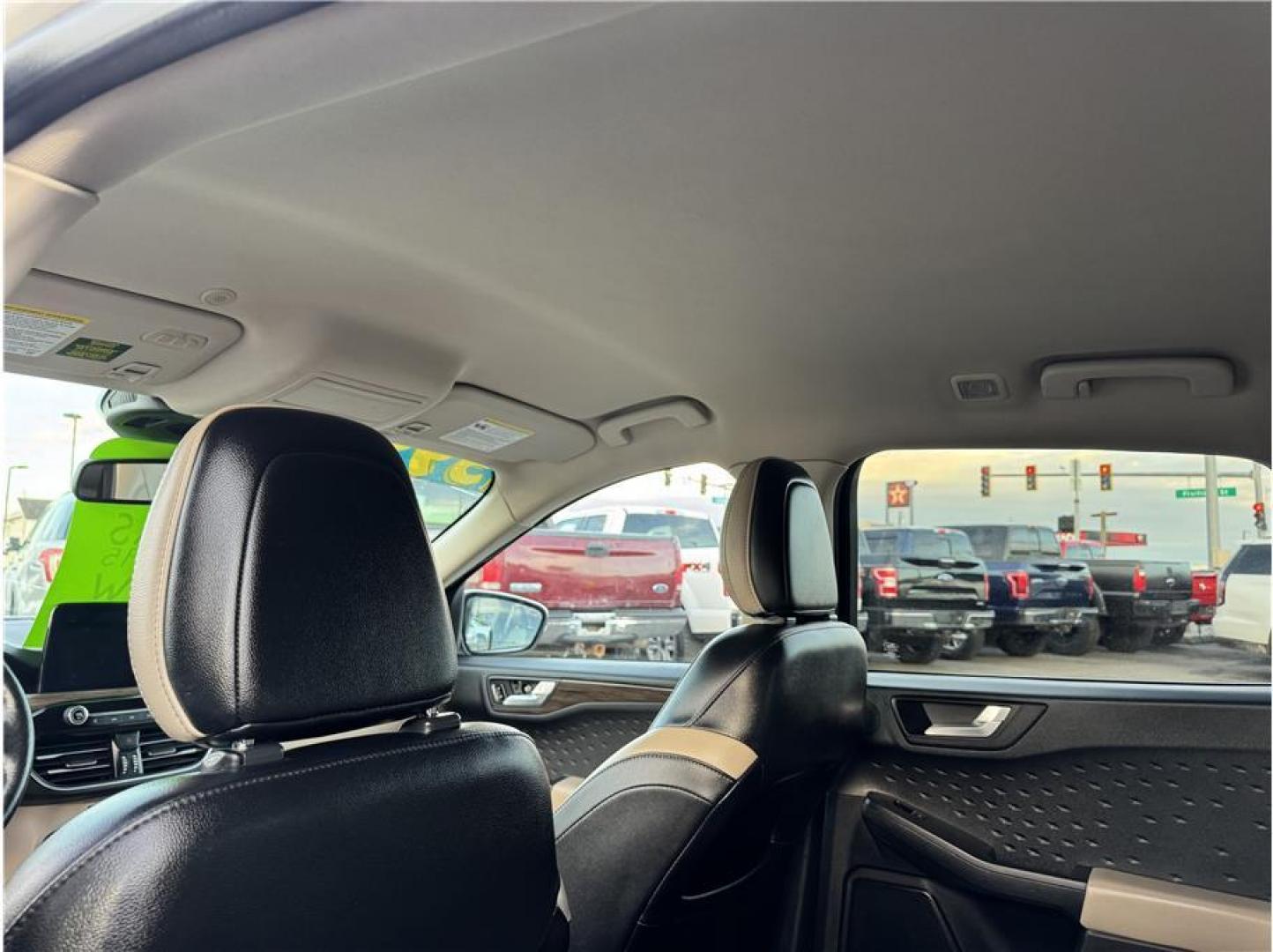 2020 White /No Color Ford Escape (1FMCU9J95LU) with an 4-Cyl, EcoBoost, Turbo, 2.0 Liter engine, Automatic, 8-Spd transmission, located at 607 W Columbia Drive, Kennewick, WA, 99336, (509) 987-1069, 46.216743, -119.126404 - Photo#15