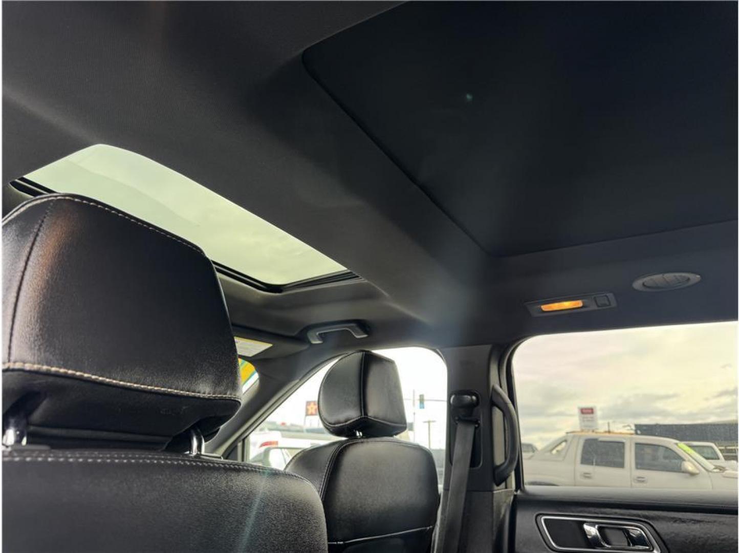 2017 Silver /No Color Ford Explorer (1FM5K8HT0HG) with an V6, EcoBoost, TT, 3.5L engine, Auto, 6-Spd SelectShift transmission, located at 607 W Columbia Drive, Kennewick, WA, 99336, (509) 987-1069, 46.216743, -119.126404 - Photo#15