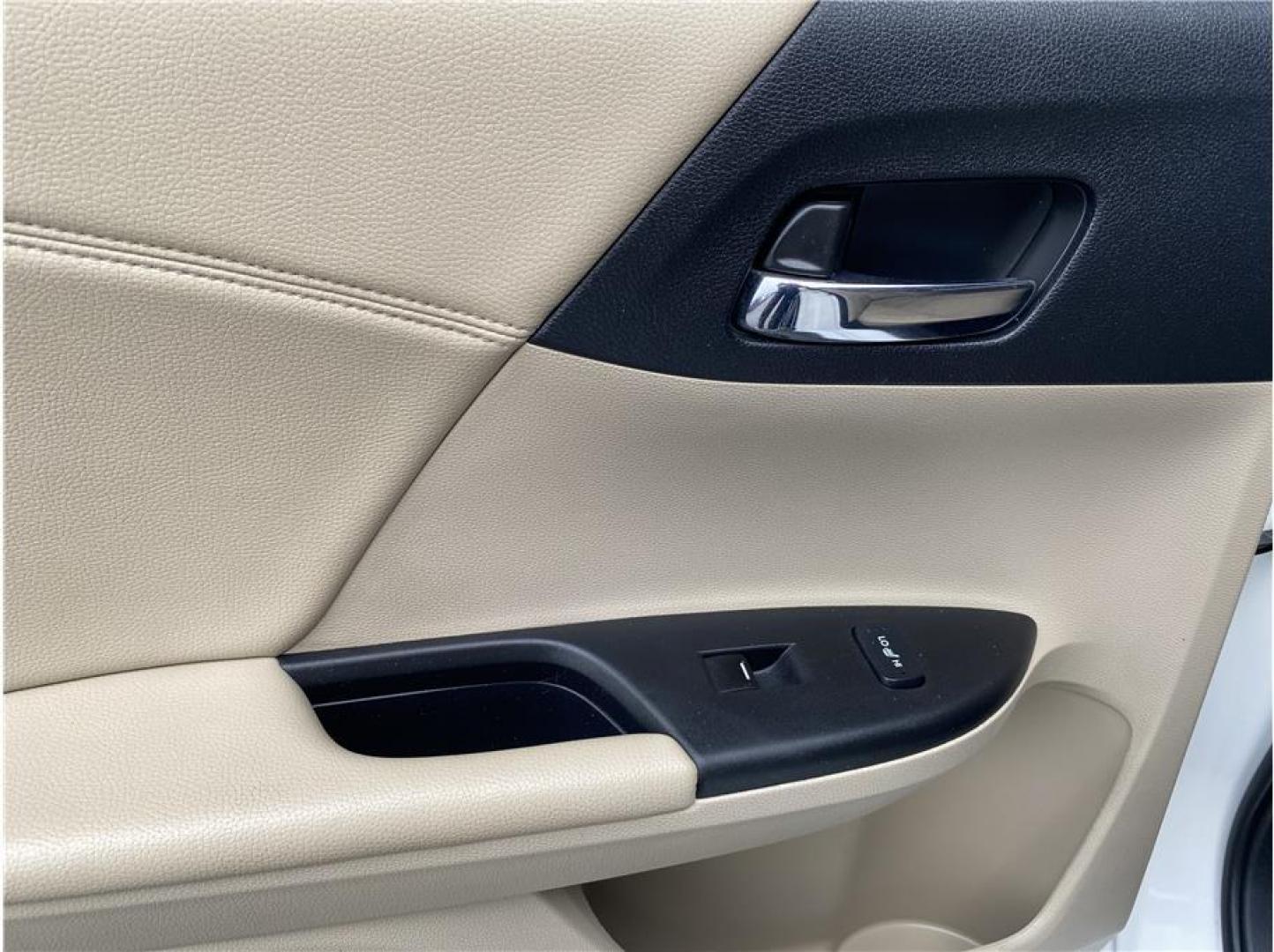 2016 White /No Color Honda Accord (1HGCR3F94GA) with an V6, i-VTEC, 3.5 Liter engine, Auto, 6-Spd w/Sport Mode transmission, located at 607 W Columbia Drive, Kennewick, WA, 99336, (509) 987-1069, 46.216743, -119.126404 - Photo#15